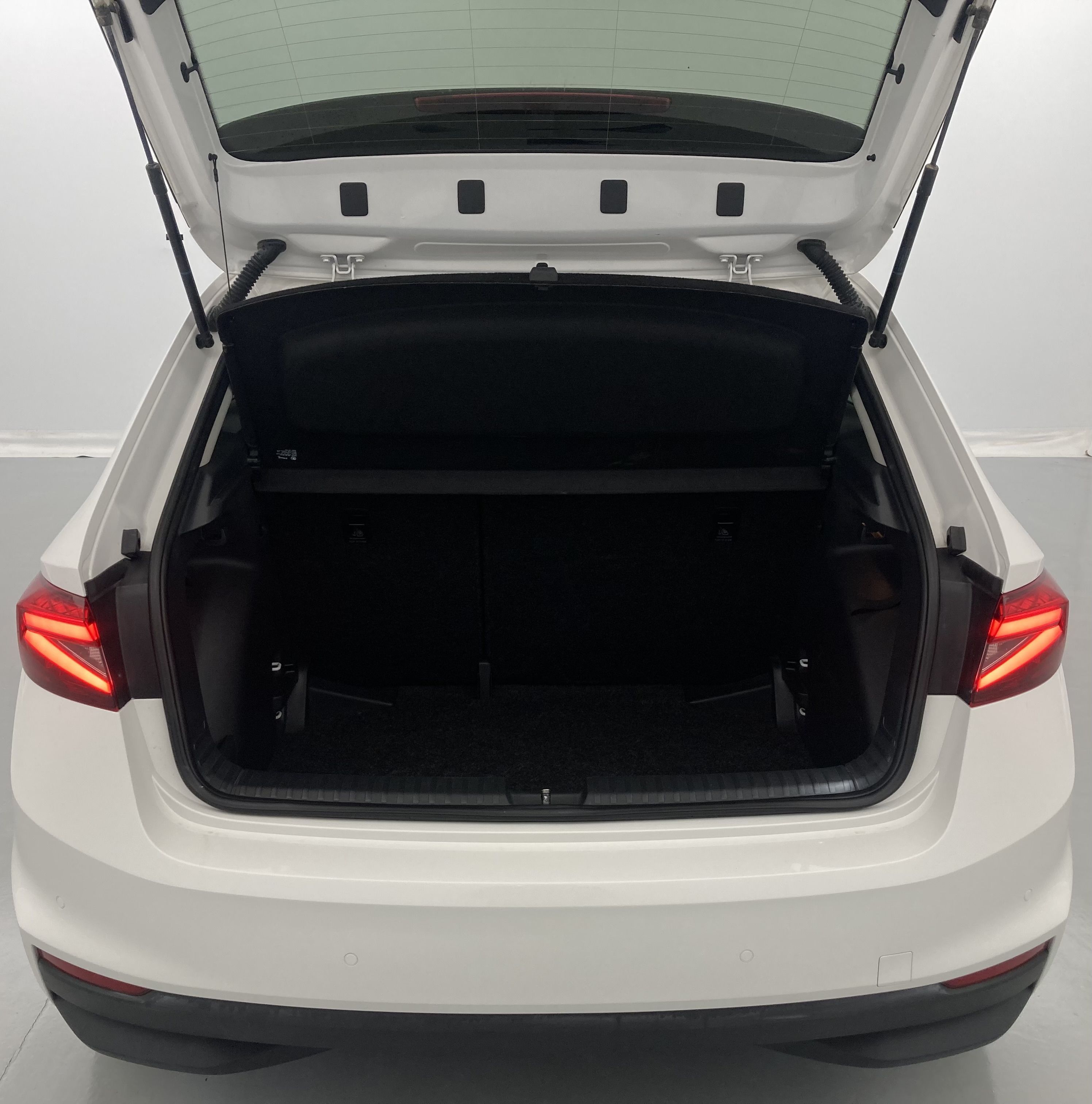 skoda fabia selection 1.0 MPI 80 2024 blanco candy 22