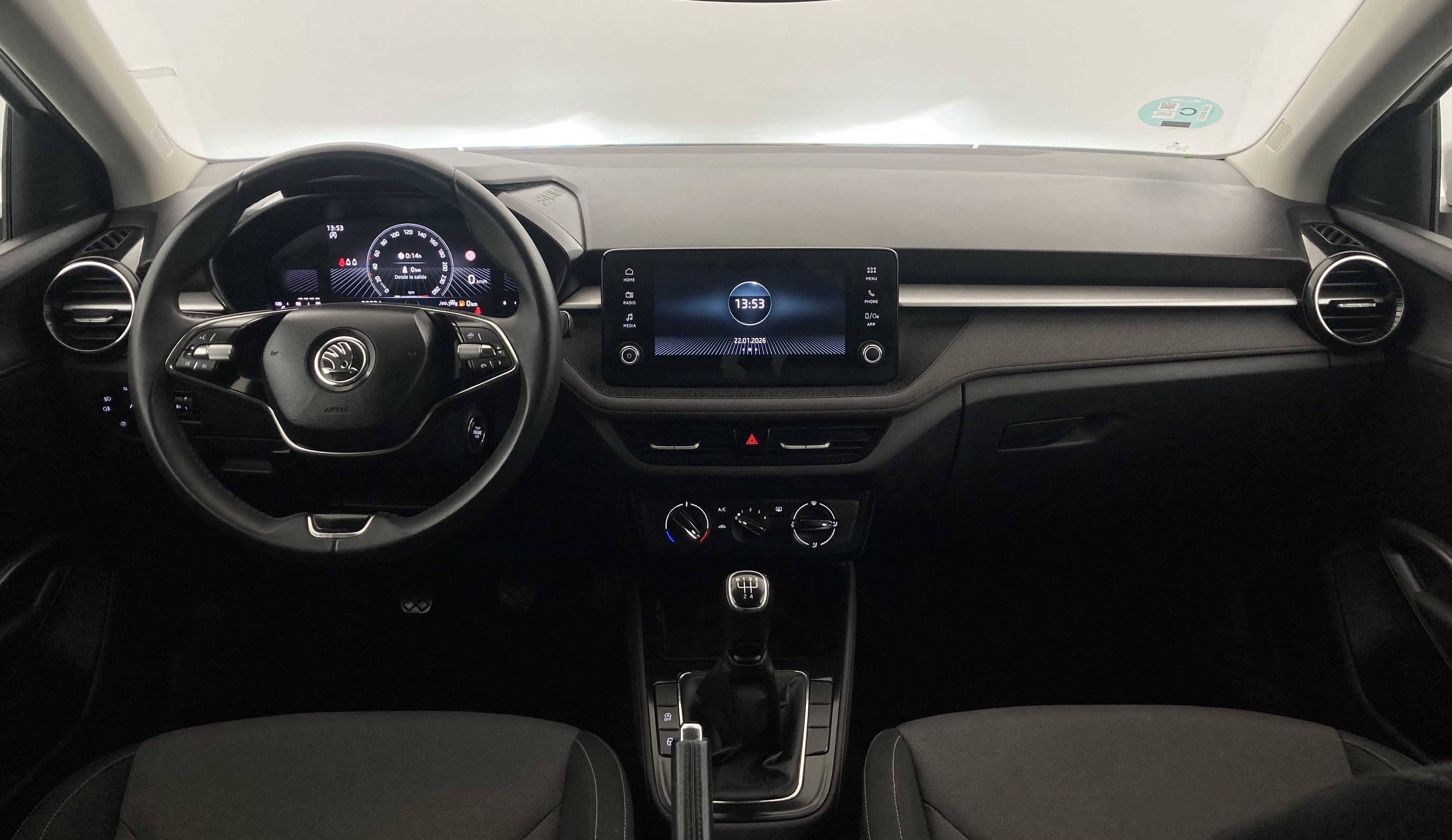 skoda fabia selection 1.0 MPI 80 2024 blanco candy 29