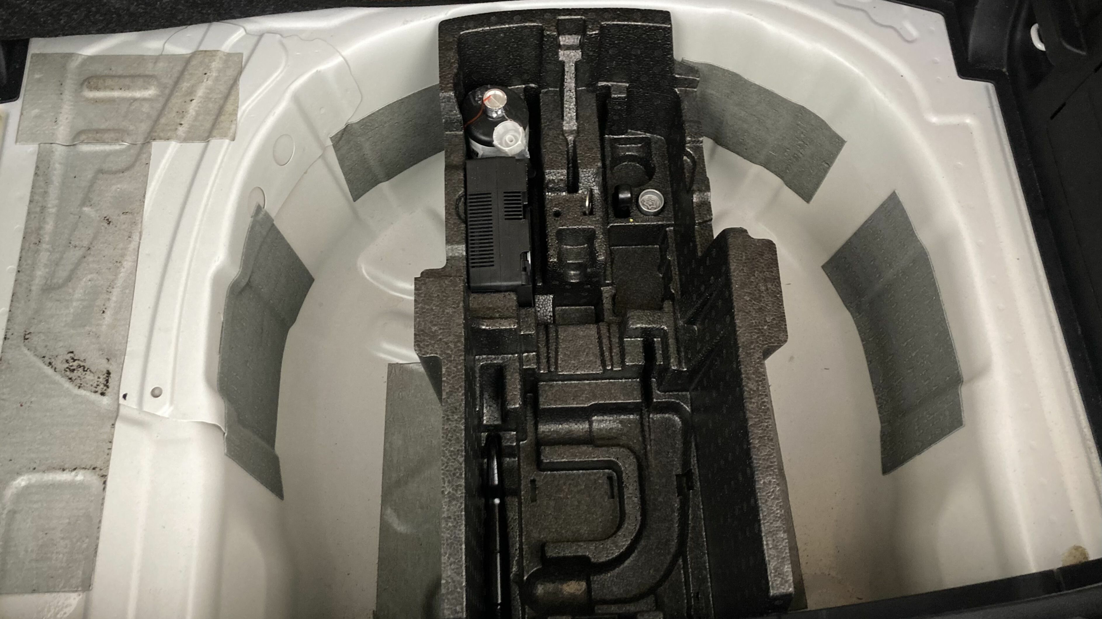 skoda fabia selection 1.0 MPI 80 2024 blanco candy 22