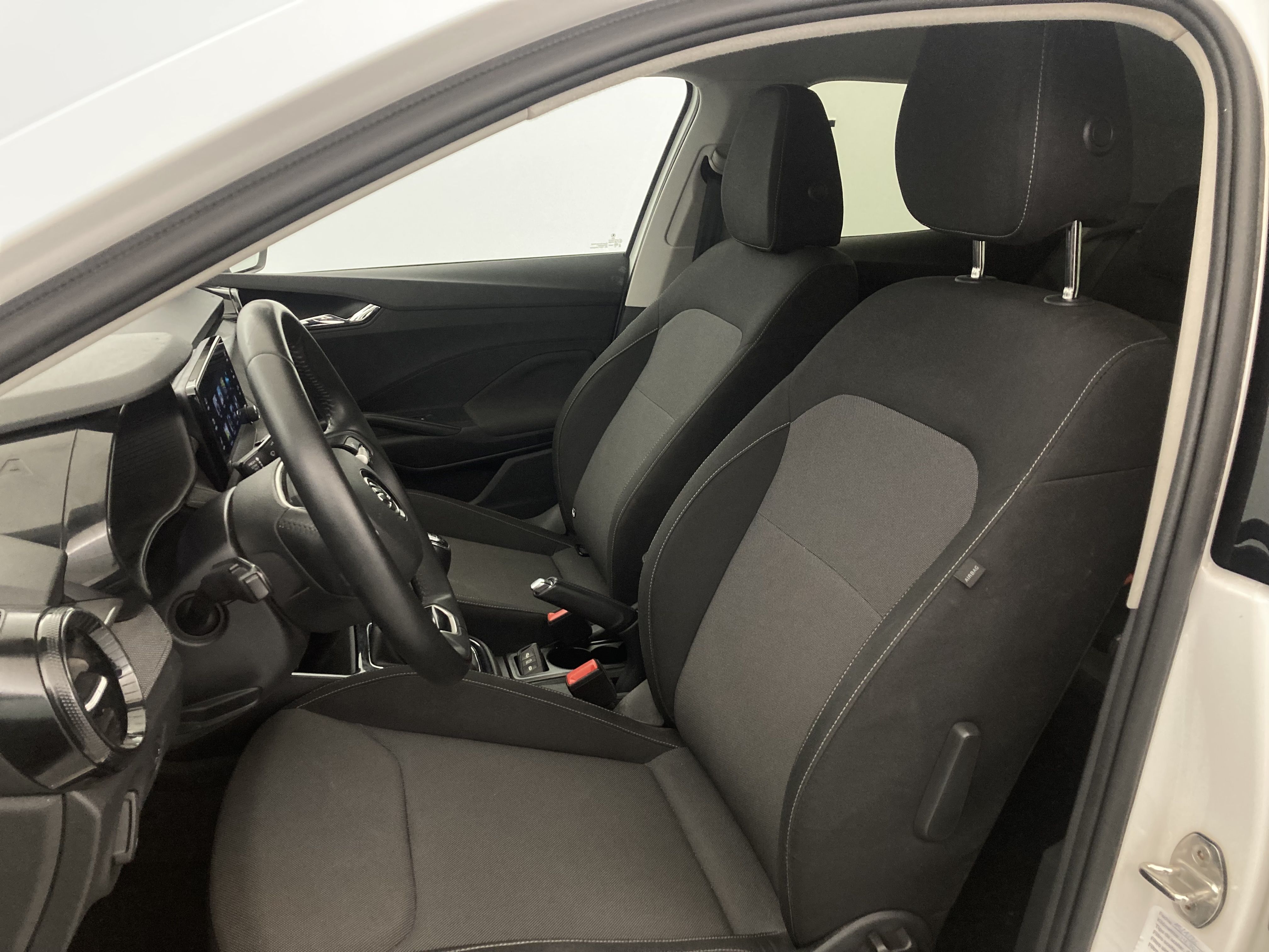 skoda fabia selection 1.0 MPI 80 2024 blanco candy 17