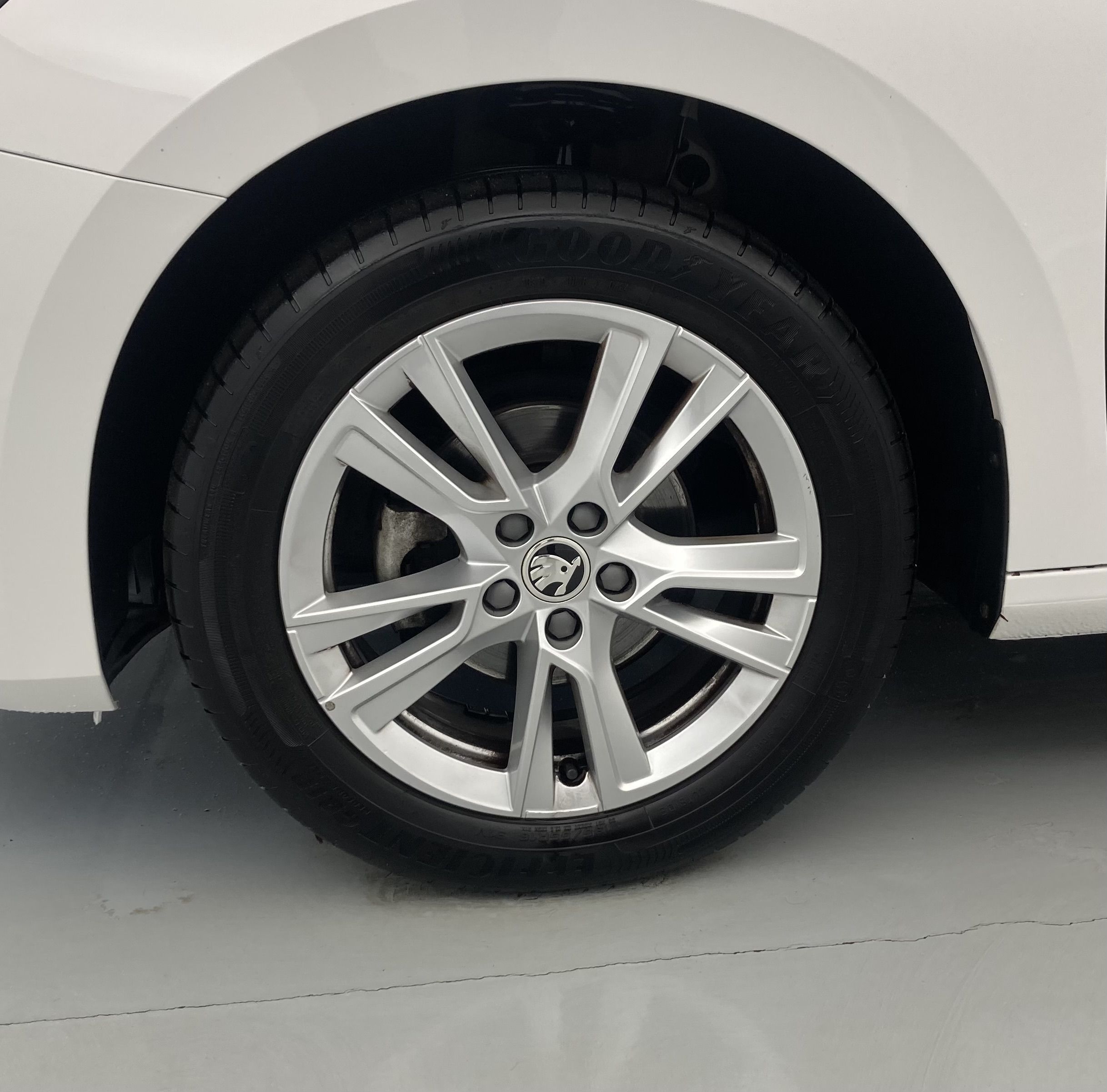 skoda fabia selection 1.0 MPI 80 2024 blanco candy 27