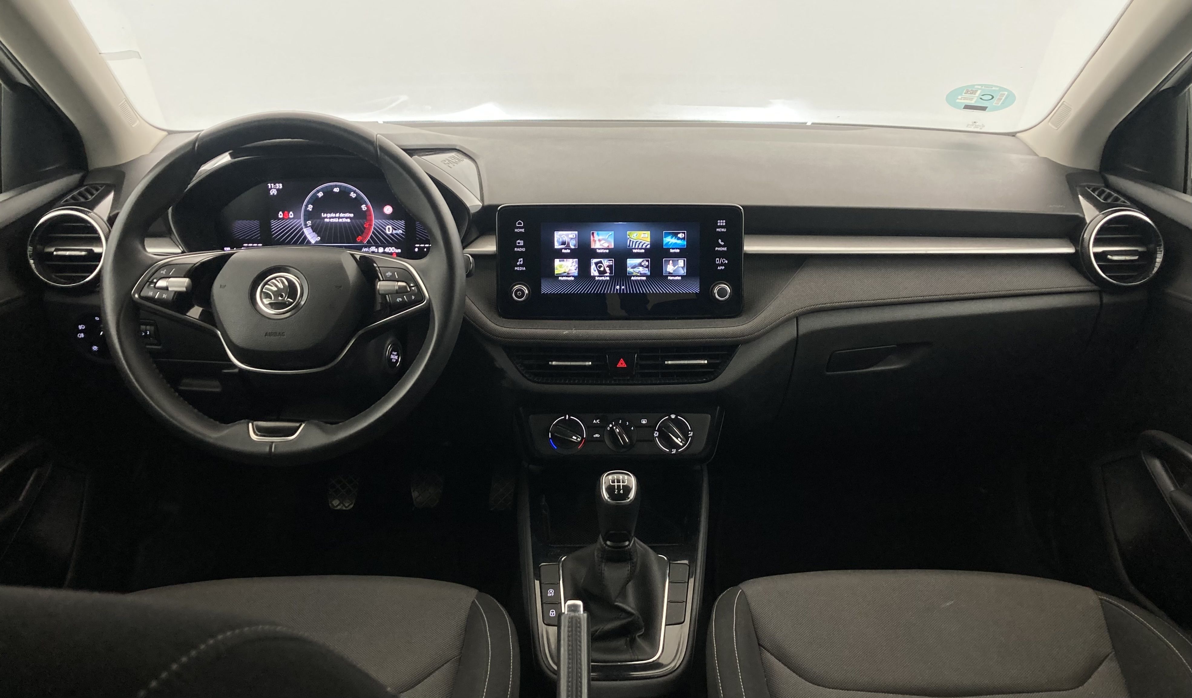 skoda fabia selection 1.0 MPI 80 2024 blanco candy 28