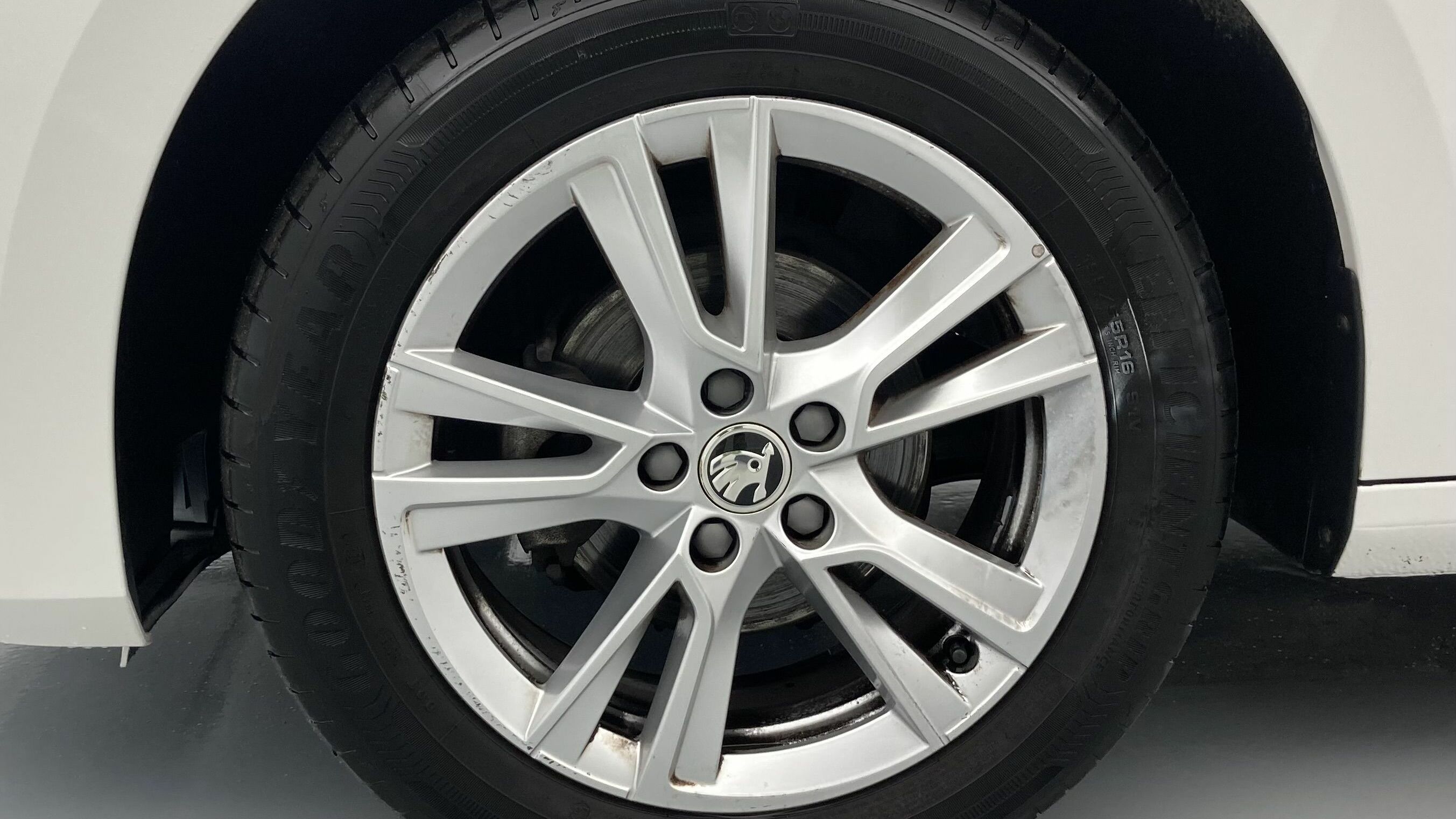 skoda fabia selection 1.0 MPI 80 2024 blanco candy 26