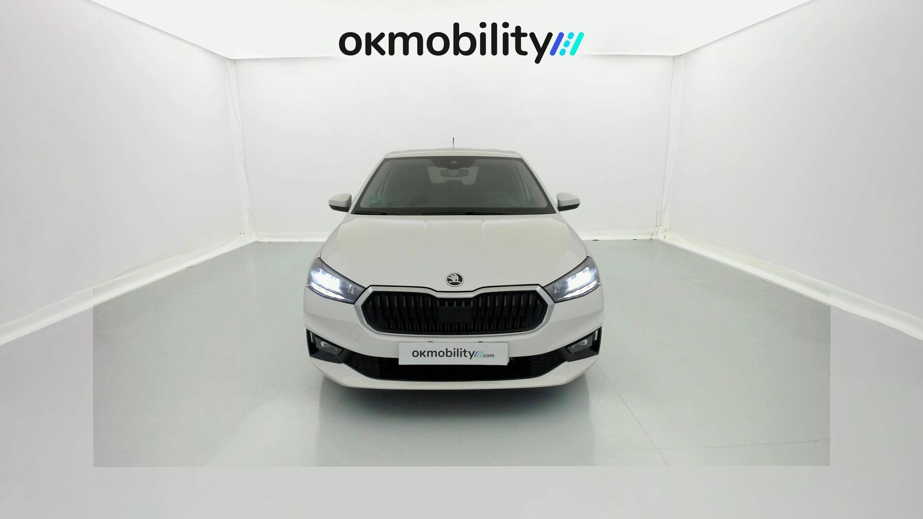 skoda fabia selection 1.0 MPI 80 2024 blanco candy 3