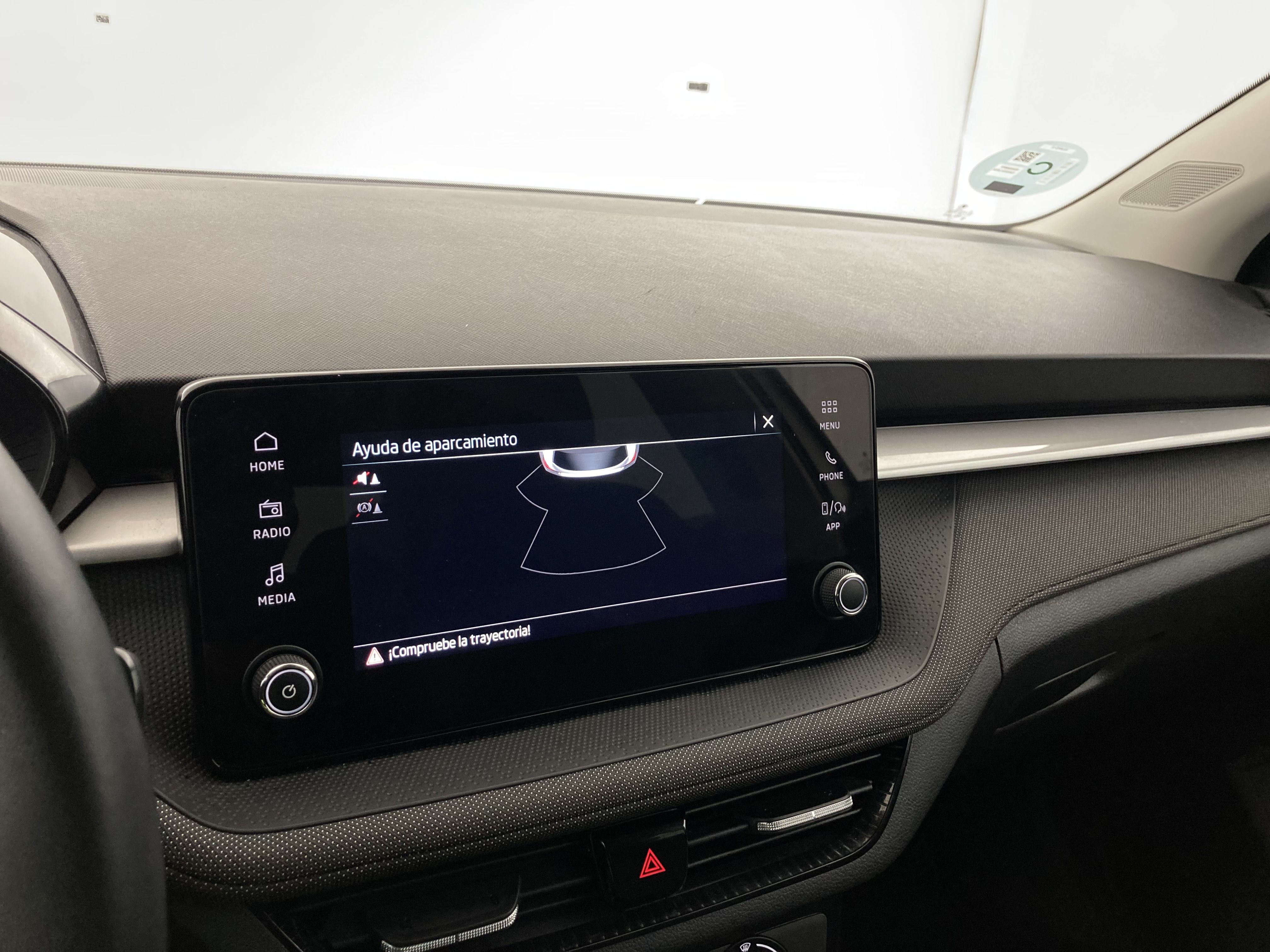 skoda fabia selection 1.0 MPI 80 2024 blanco candy 26