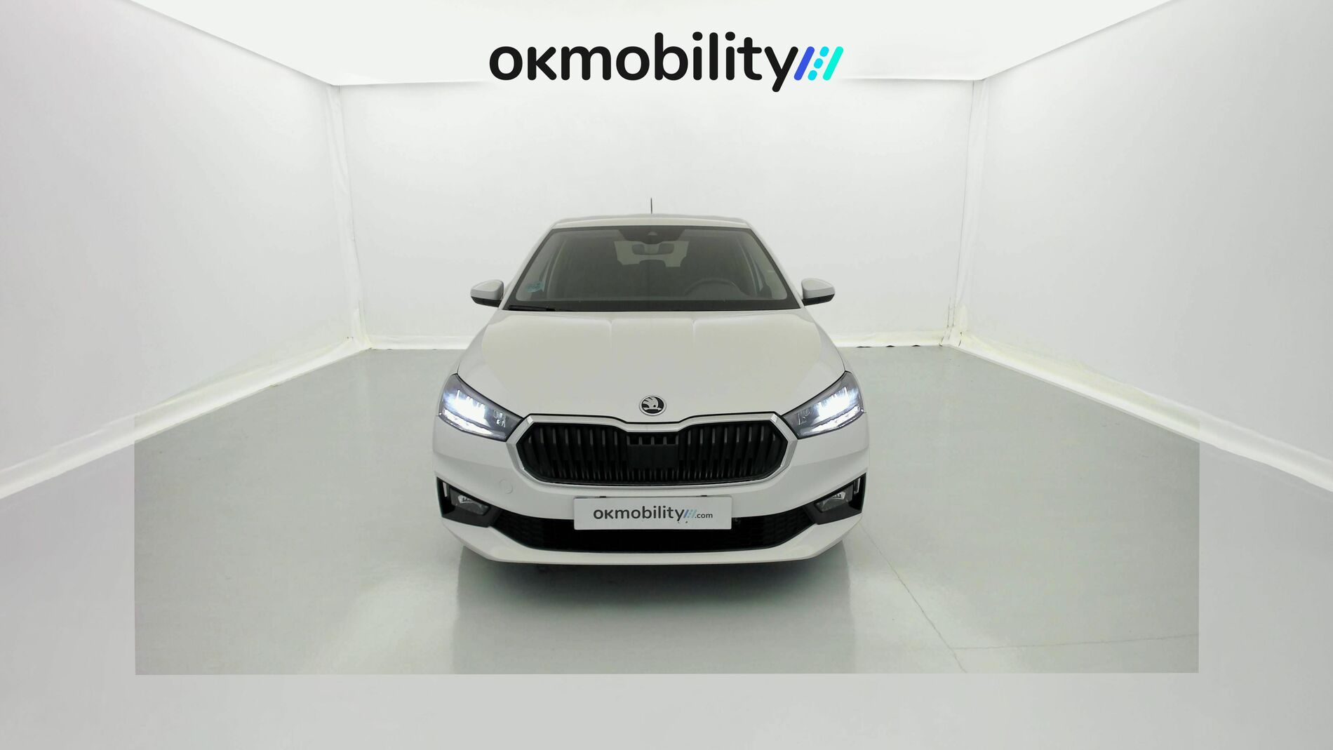 skoda fabia selection 1.0 MPI 80 2024 blanco candy 3