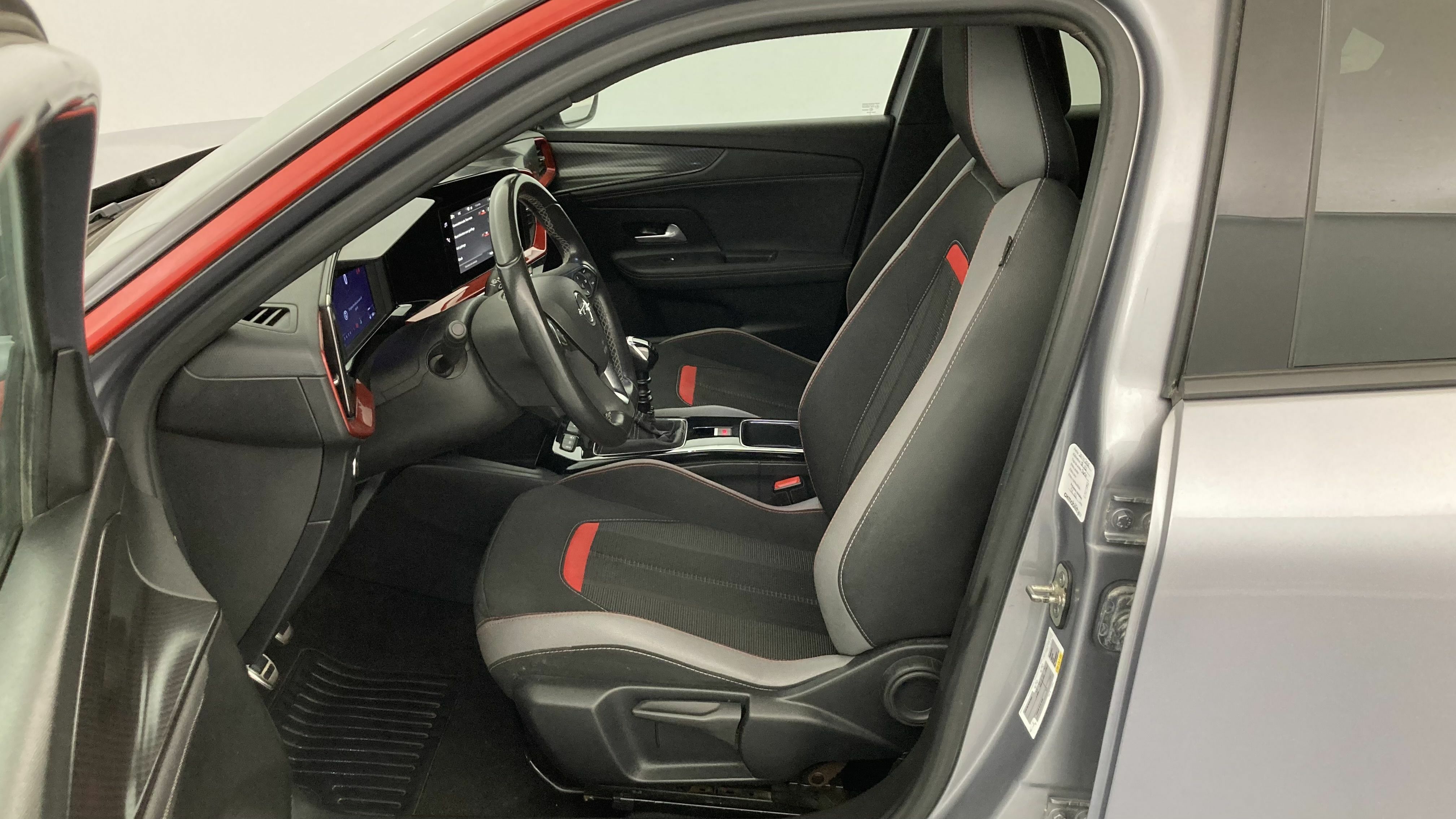 opel mokka gs 1.2T 130 2023 kontrast grey 14