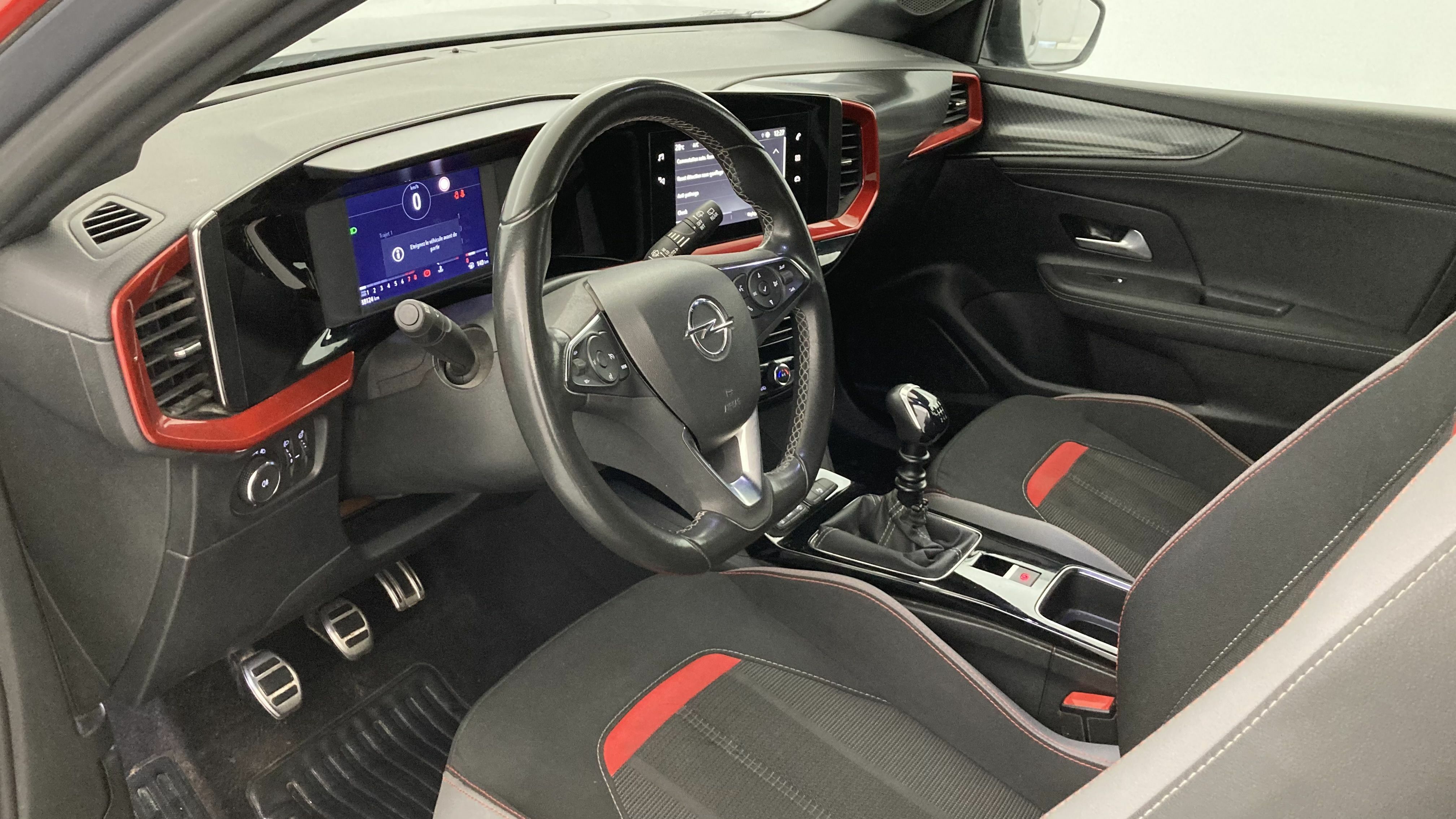 opel mokka gs 1.2T 130 2023 kontrast grey 15