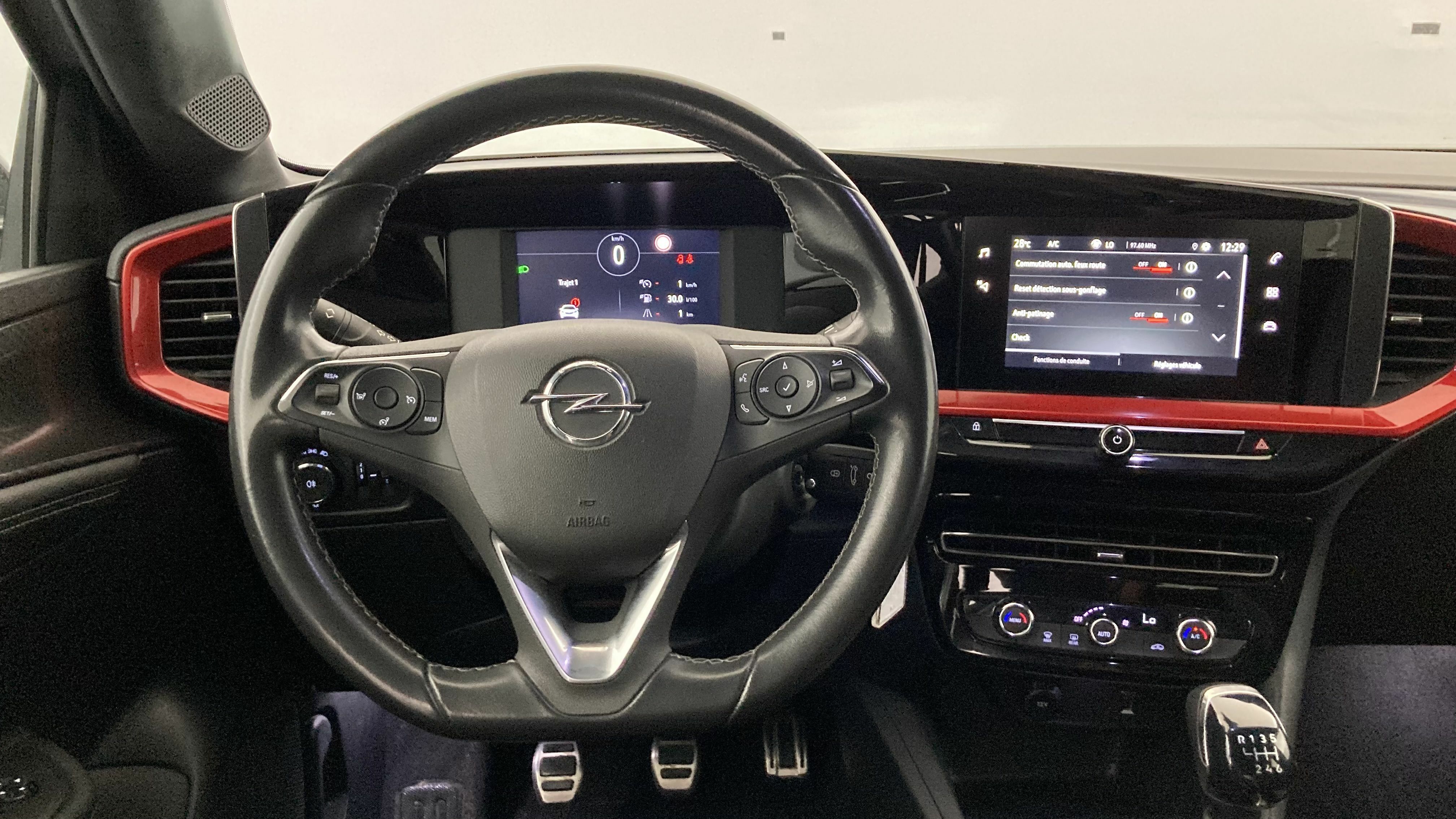 opel mokka gs 1.2T 130 2023 kontrast grey 17