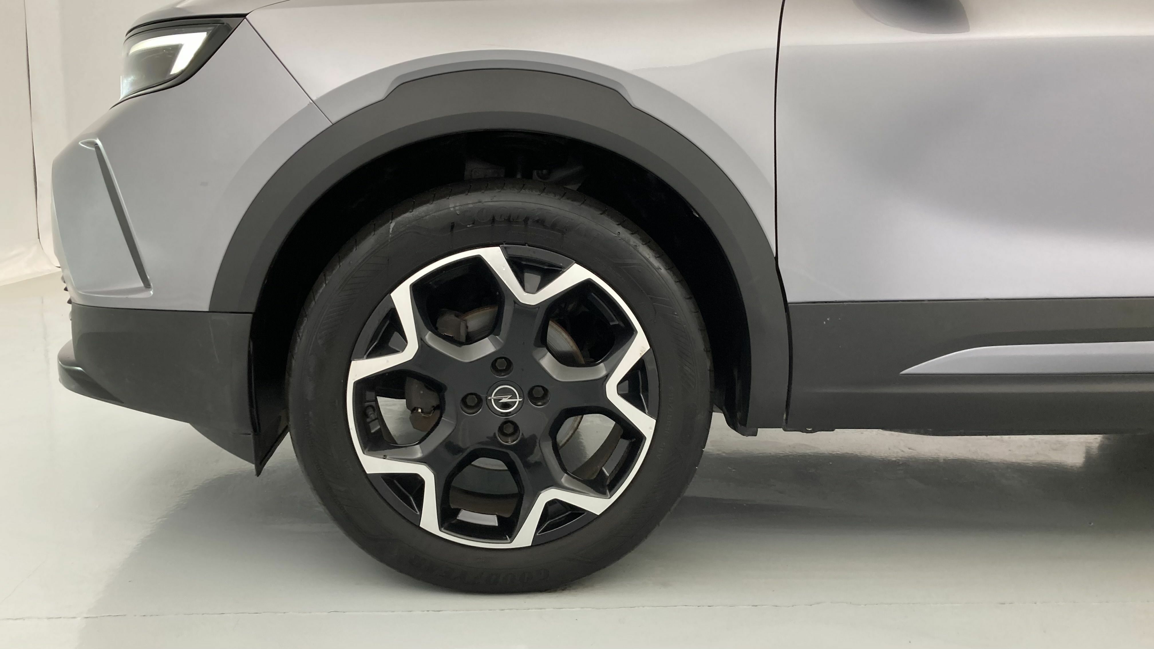 opel mokka gs 1.2T 130 2023 kontrast grey 27