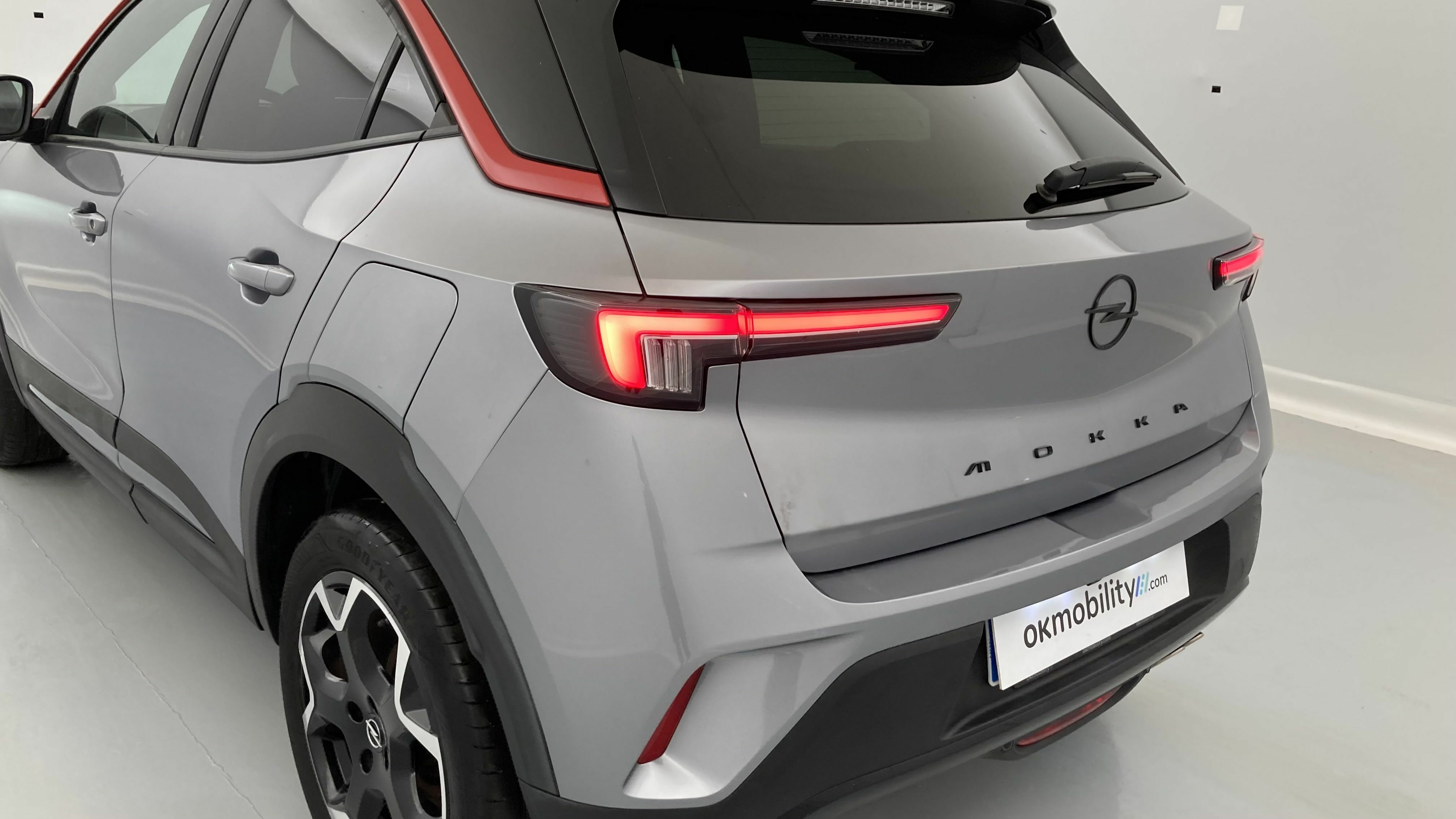 opel mokka gs 1.2T 130 2023 kontrast grey 30