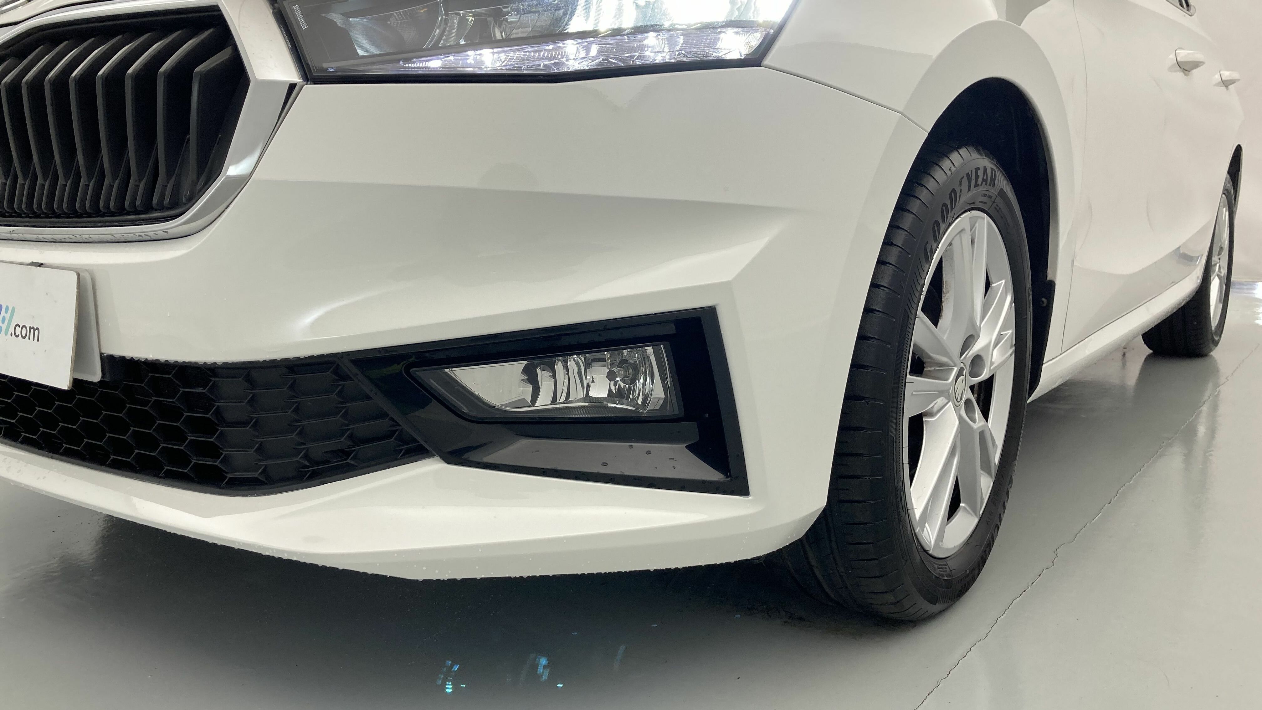 skoda fabia selection 1.0 MPI 80 2024 blanco candy 25