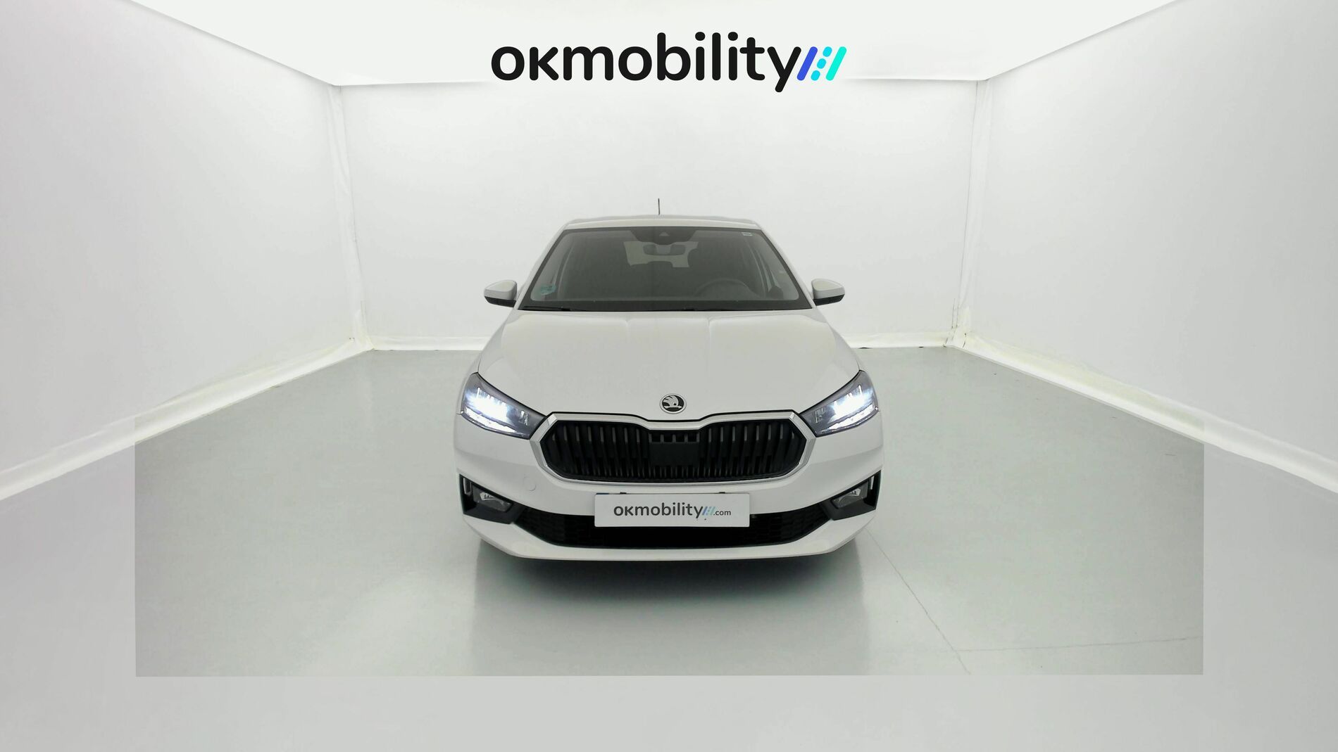 skoda fabia selection 1.0 MPI 80 2024 blanco candy 3