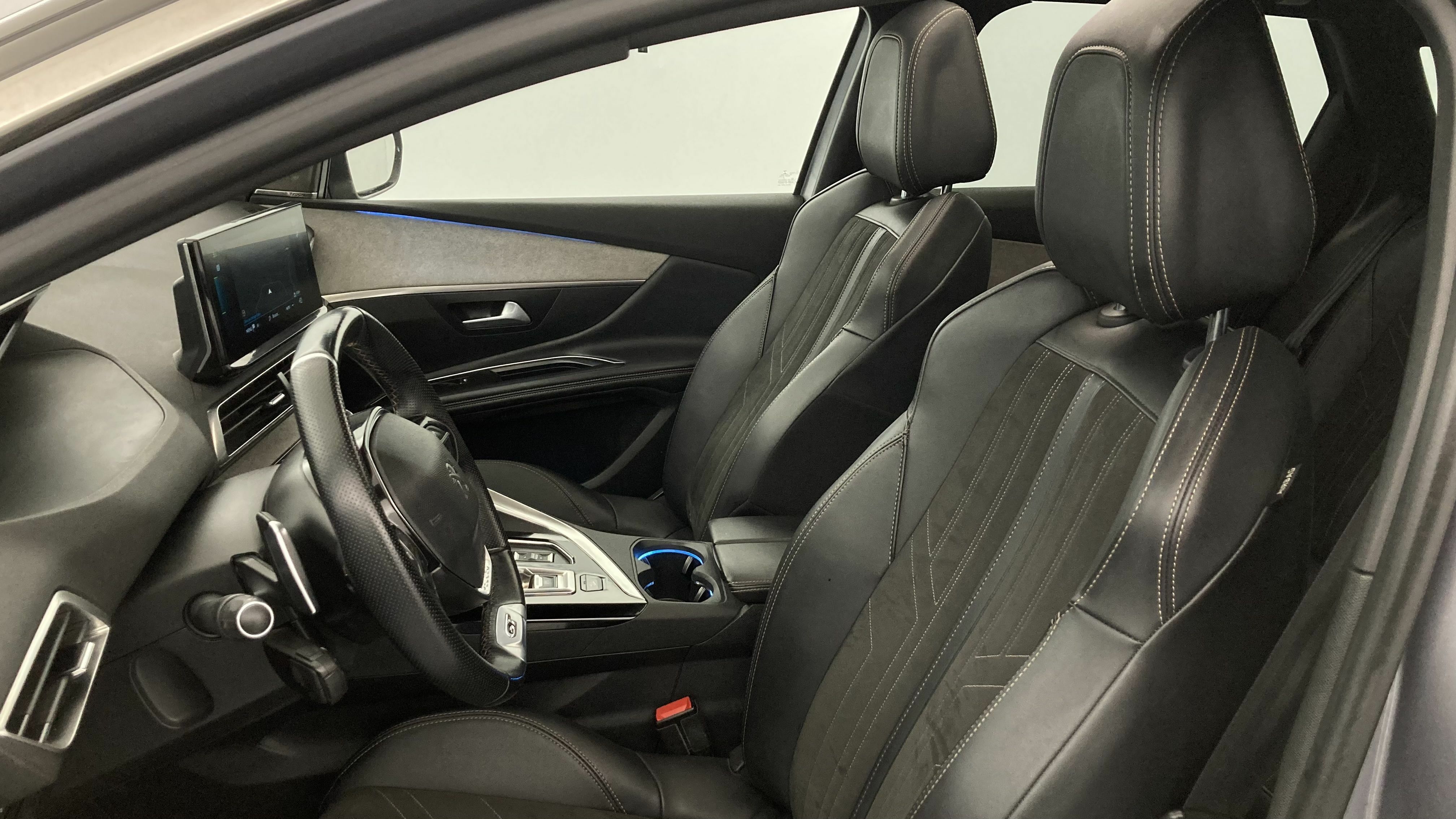 peugeot 3008 gt pack 1.6 HYBRID 300 EAT PHEV 2022 gris artense / negro 13