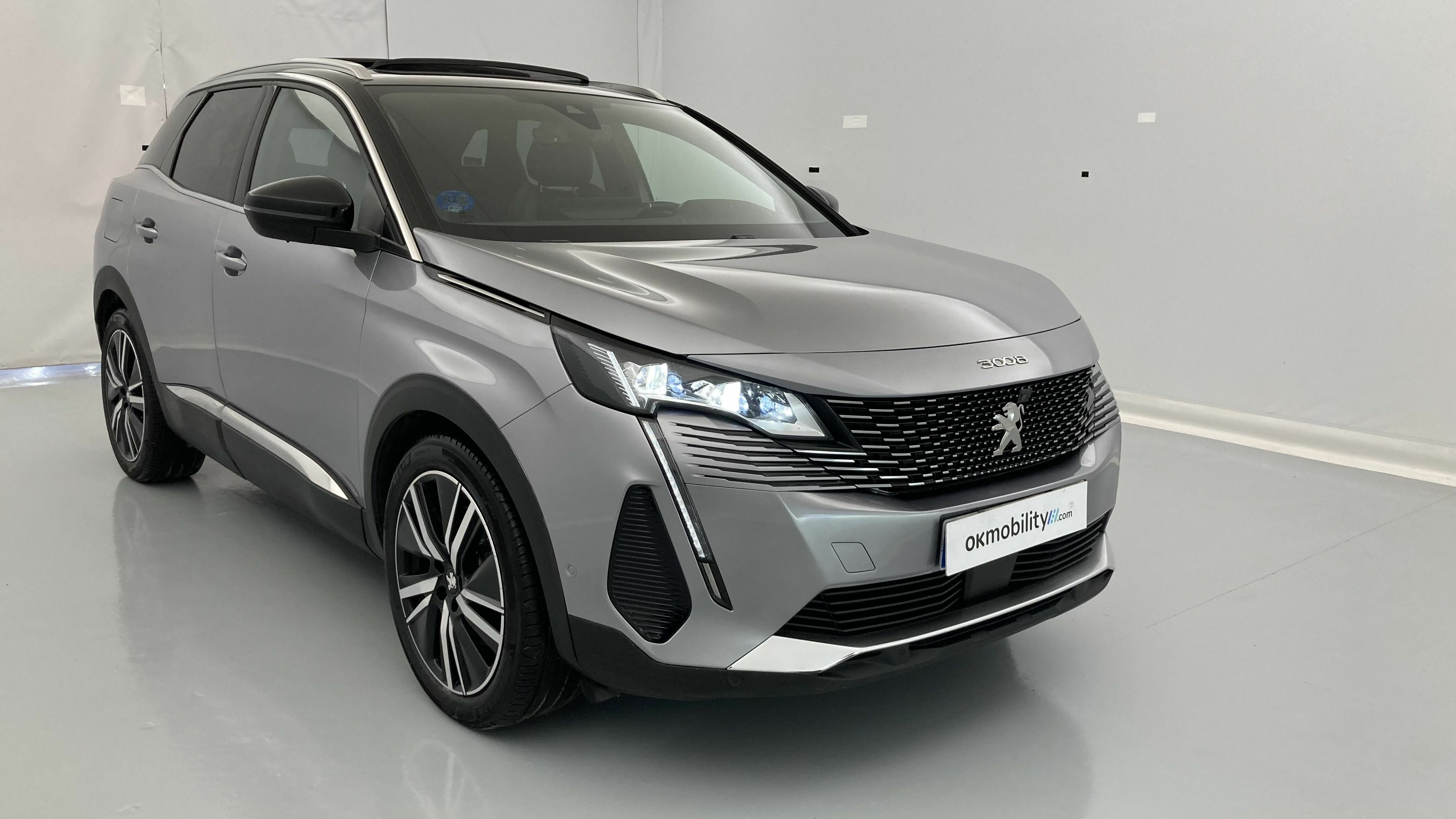 peugeot 3008 gt pack 1.6 HYBRID 300 EAT PHEV 2022 gris artense / negro 22