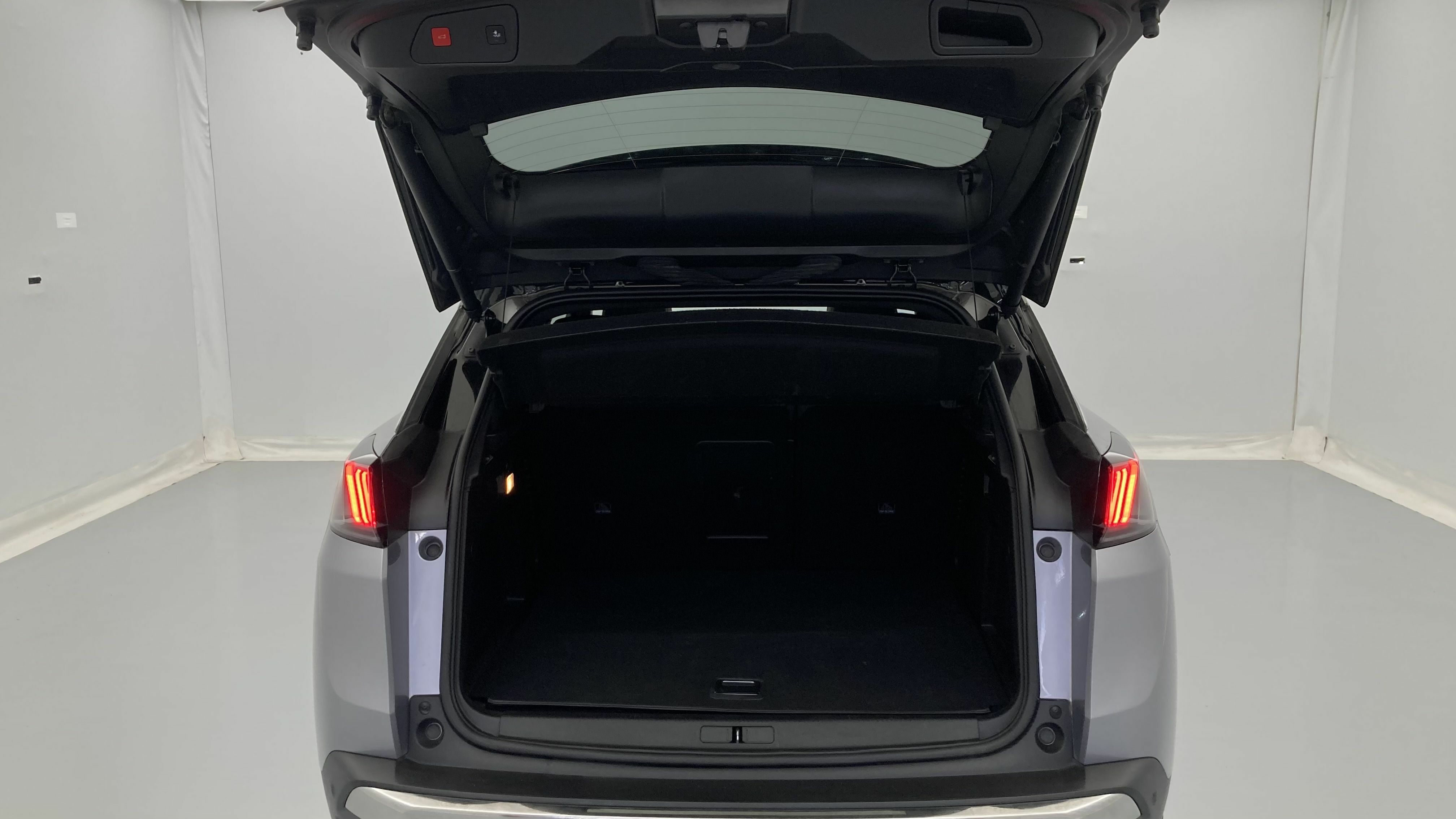 peugeot 3008 gt pack 1.6 HYBRID 300 EAT PHEV 2022 gris artense / negro 23