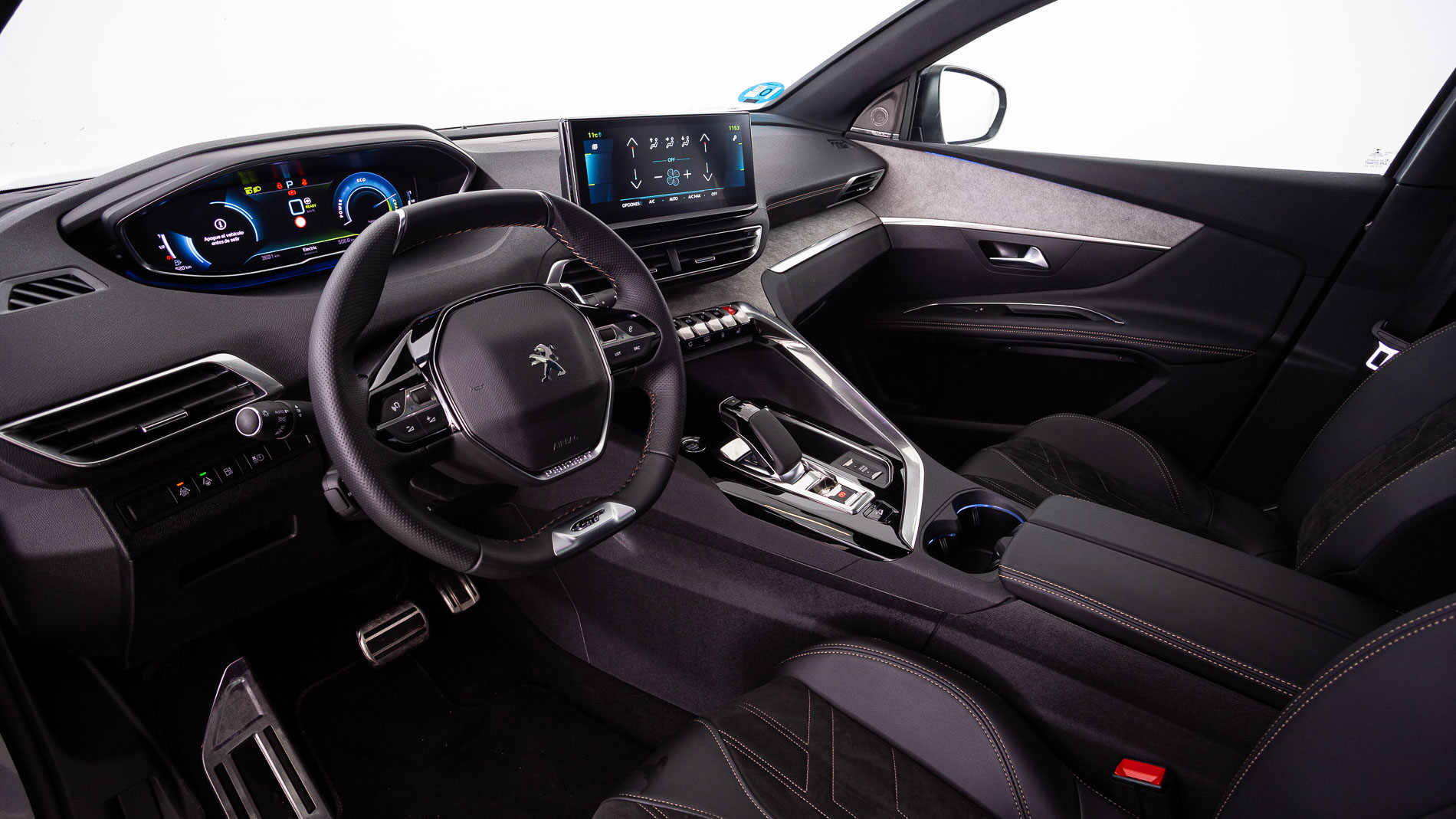 peugeot 3008 gt pack 1.6 HYBRID 300 EAT PHEV 2022 gris artense / negro 14