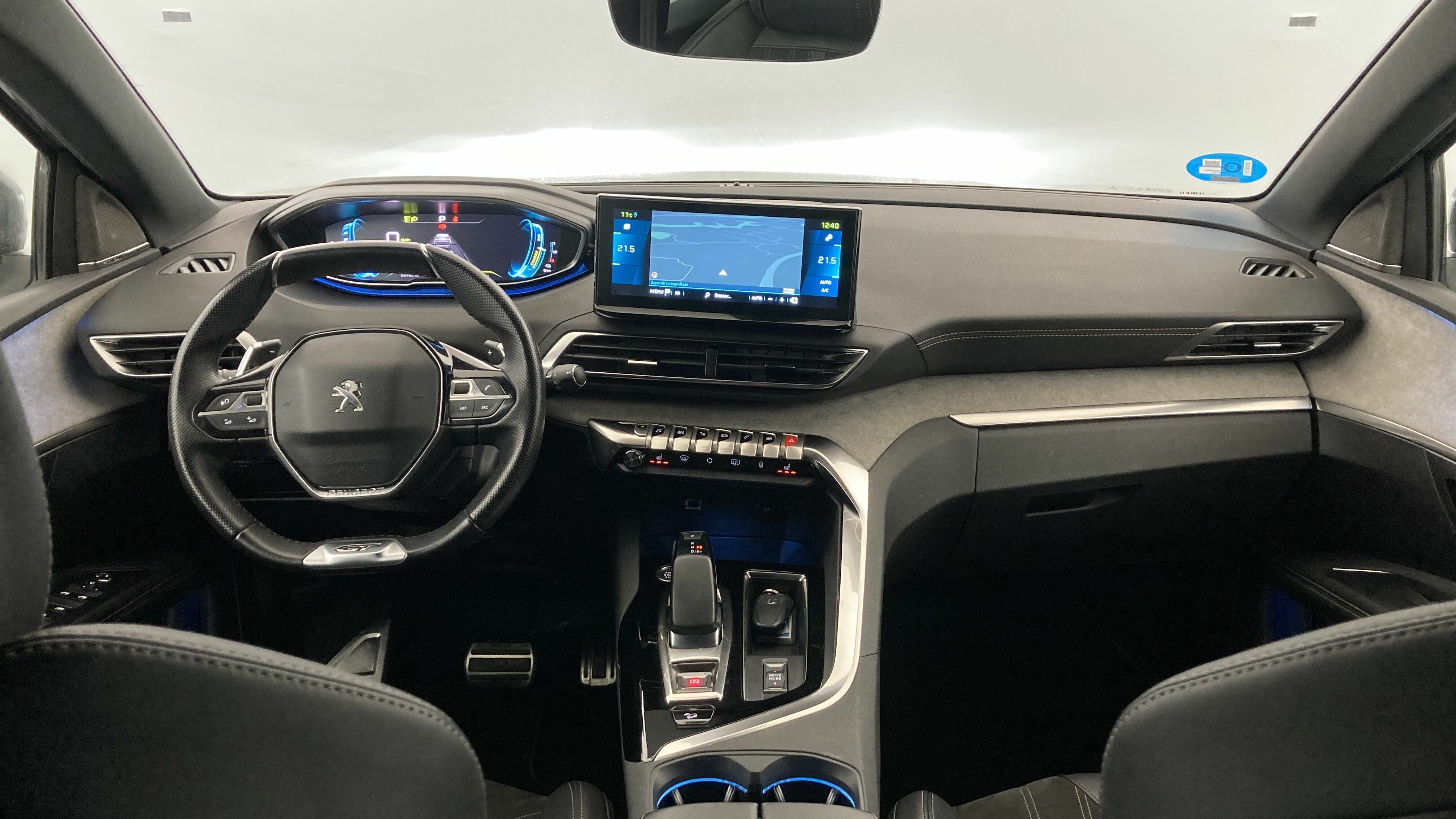 peugeot 3008 gt pack 1.6 HYBRID 300 EAT PHEV 2022 gris artense / negro 16