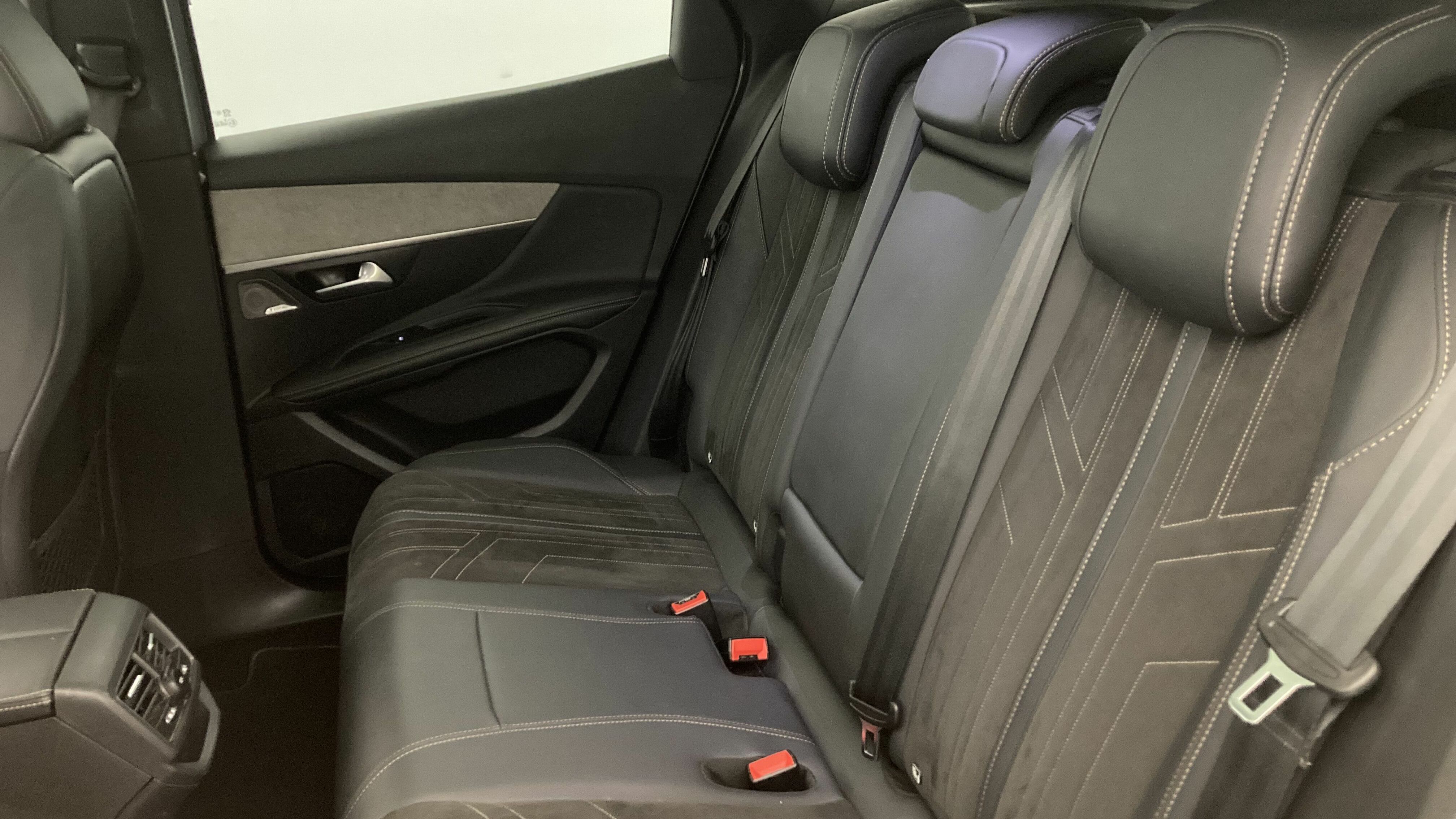 peugeot 3008 gt pack 1.6 HYBRID 300 EAT PHEV 2022 gris artense / negro 21