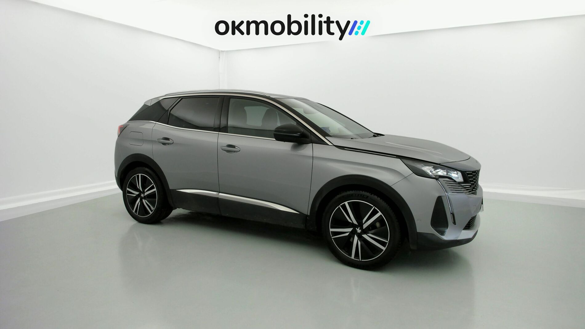 peugeot 3008 gt pack 1.6 HYBRID 300 EAT PHEV 2022 gris artense / negro 2