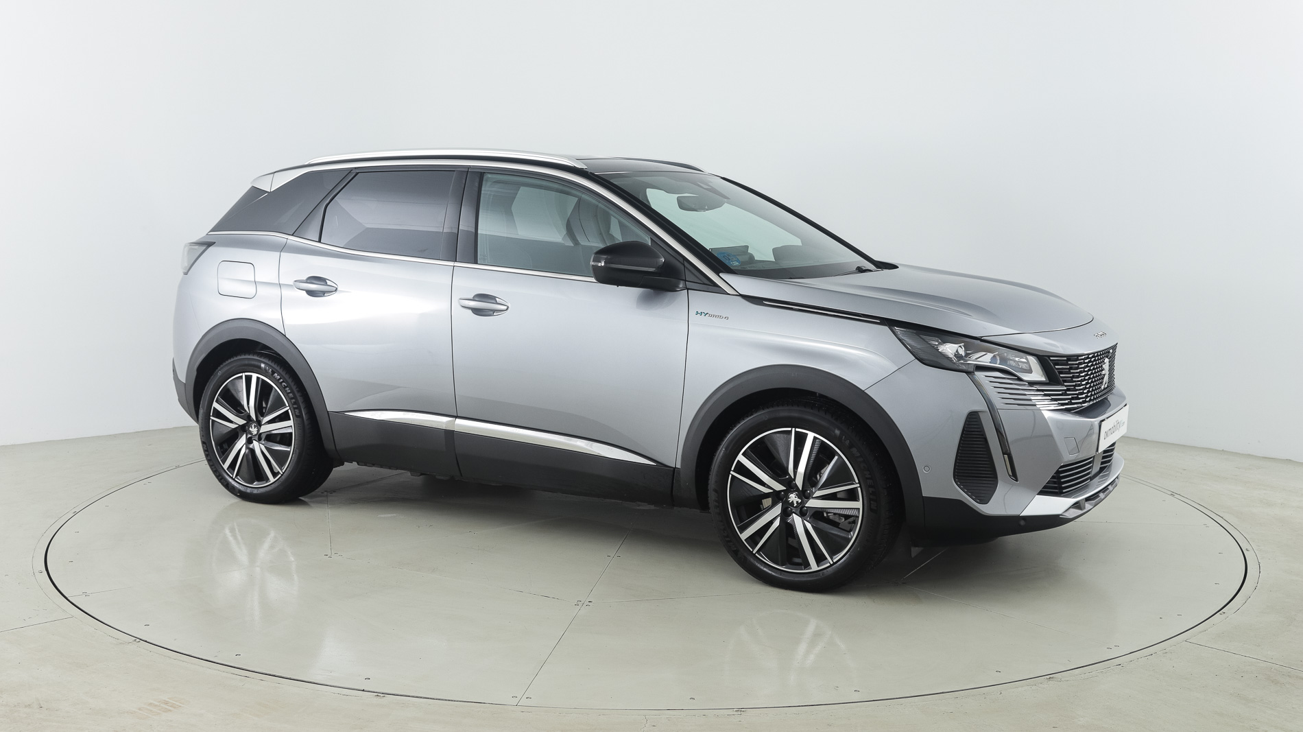 peugeot 3008 gt pack 1.6 HYBRID 300 EAT PHEV 2022 gris artense / negro 2
