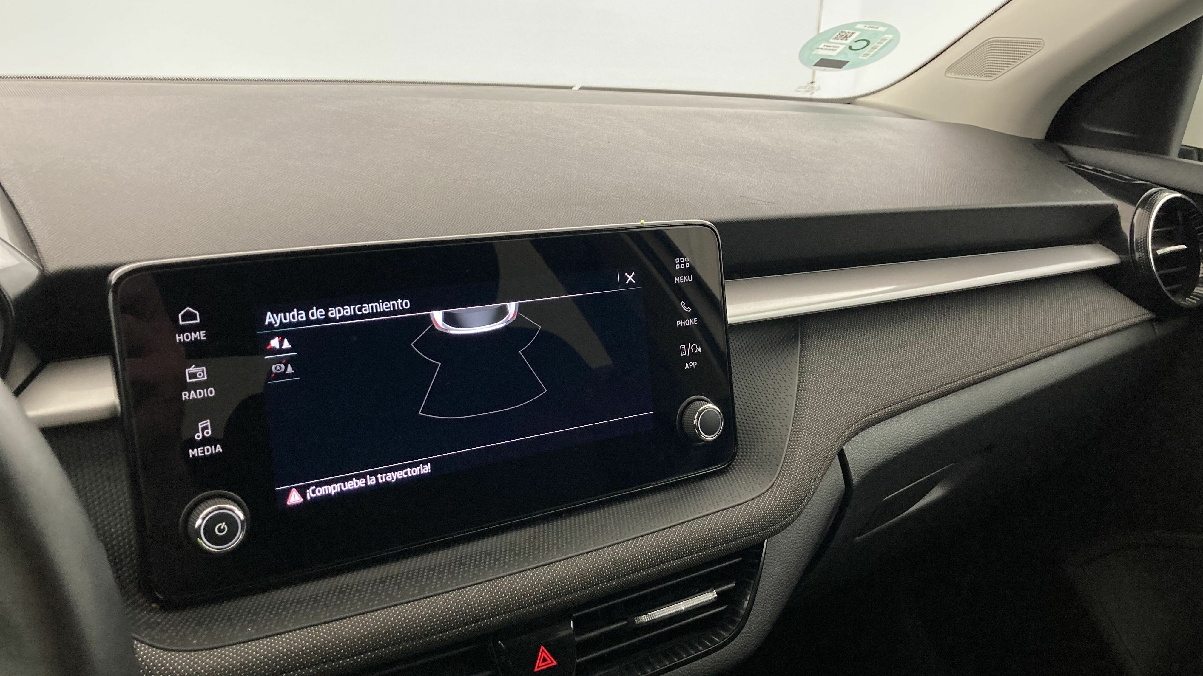 skoda fabia selection 1.0 MPI 80 2024 blanco candy 18