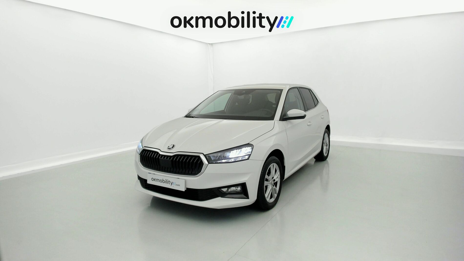 skoda fabia selection 1.0 MPI 80 2024 blanco candy 1