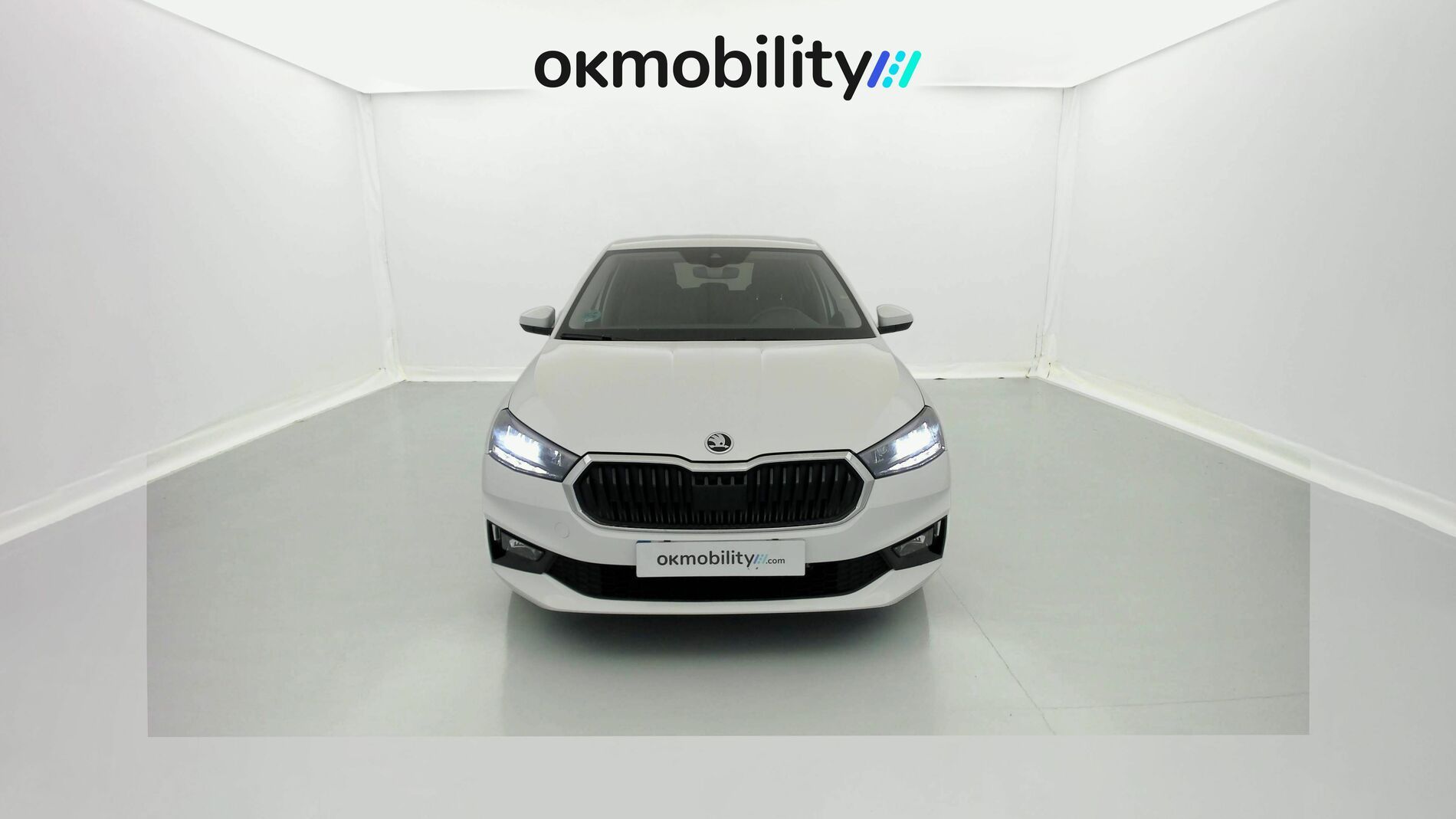 skoda fabia selection 1.0 MPI 80 2024 blanco candy 3