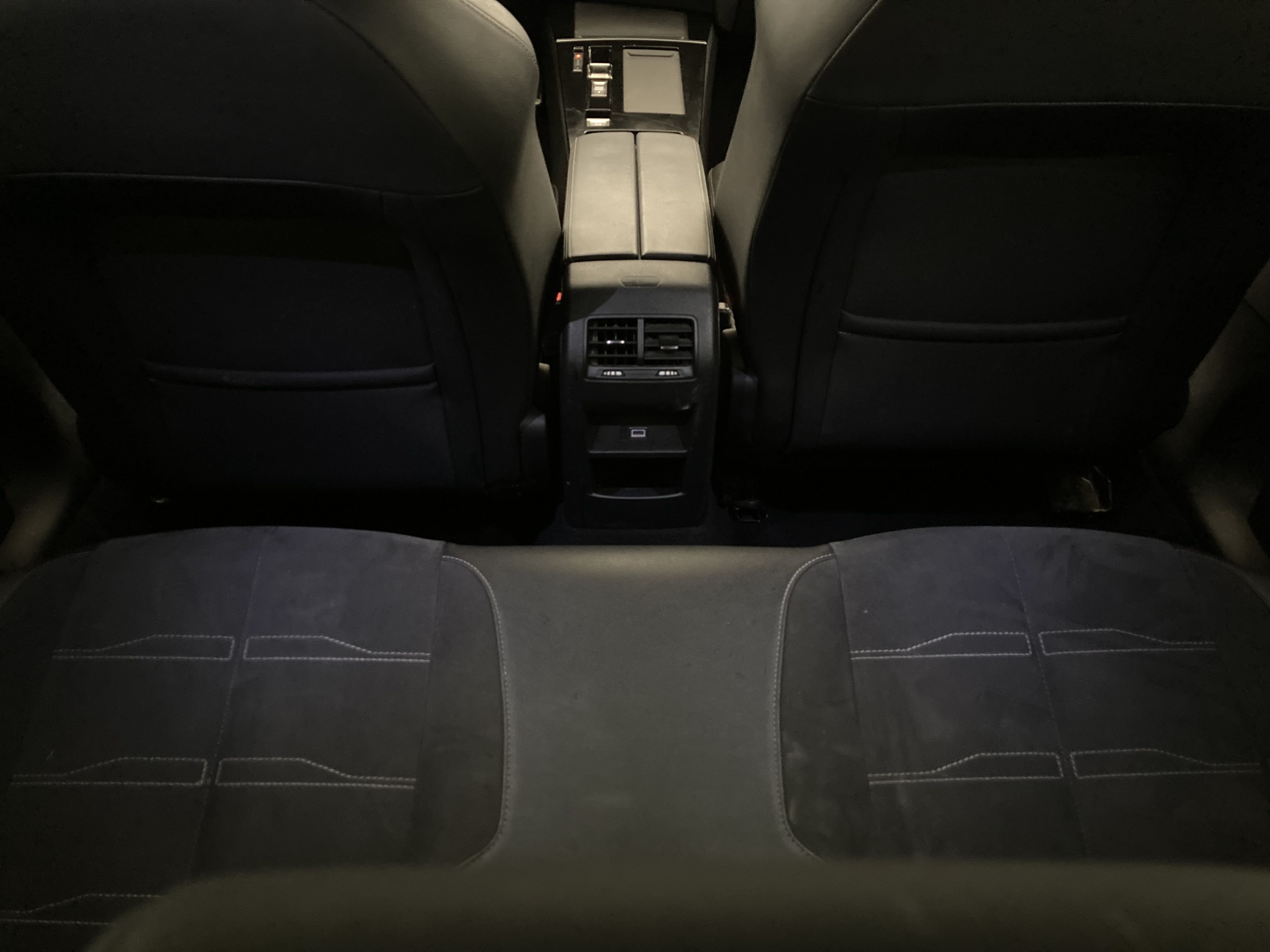 opel astra gs 1.6T PHEV 180 AT 2023 vulkan grey 16