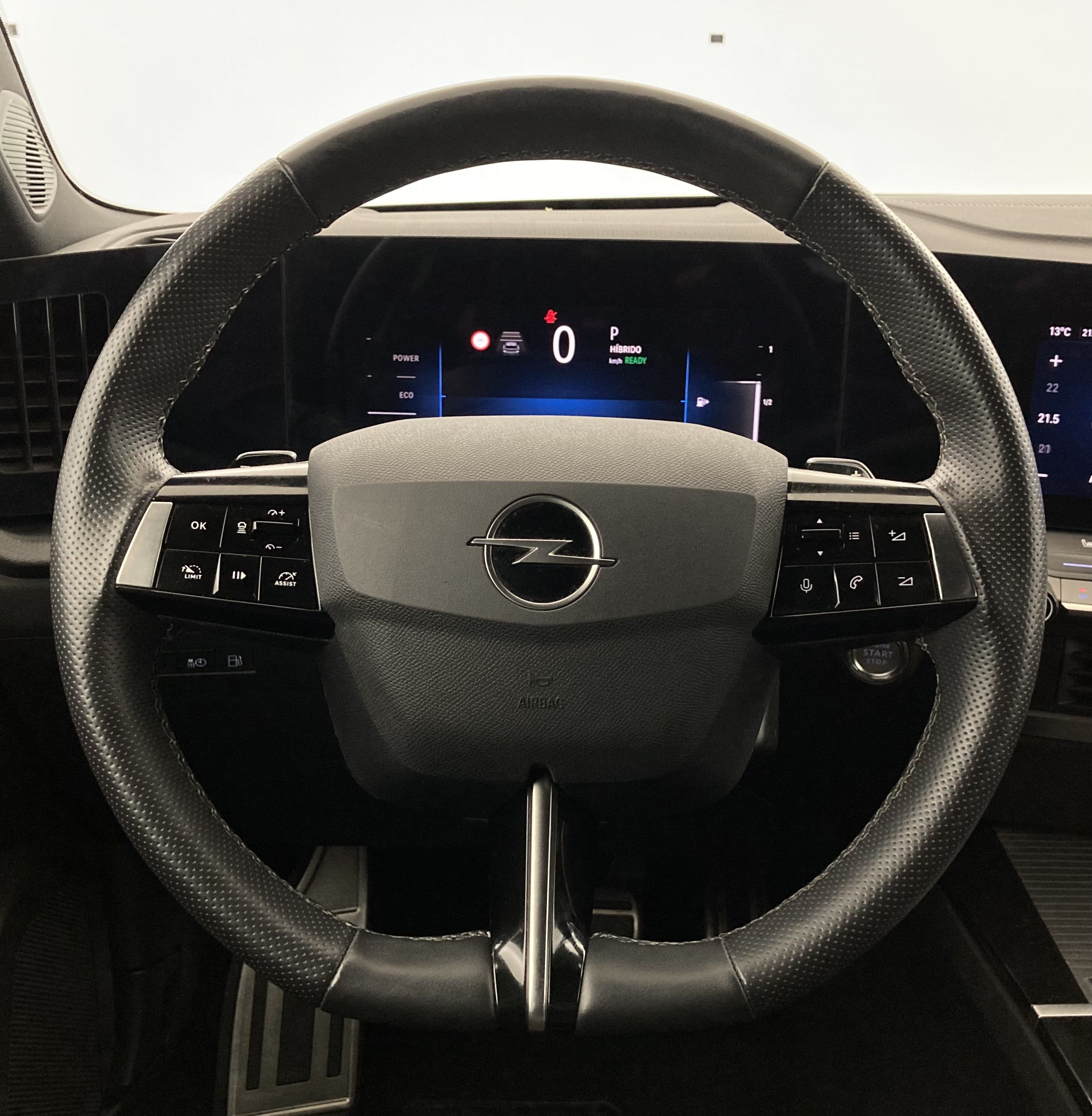 opel astra gs 1.6T PHEV 180 AT 2023 vulkan grey 20