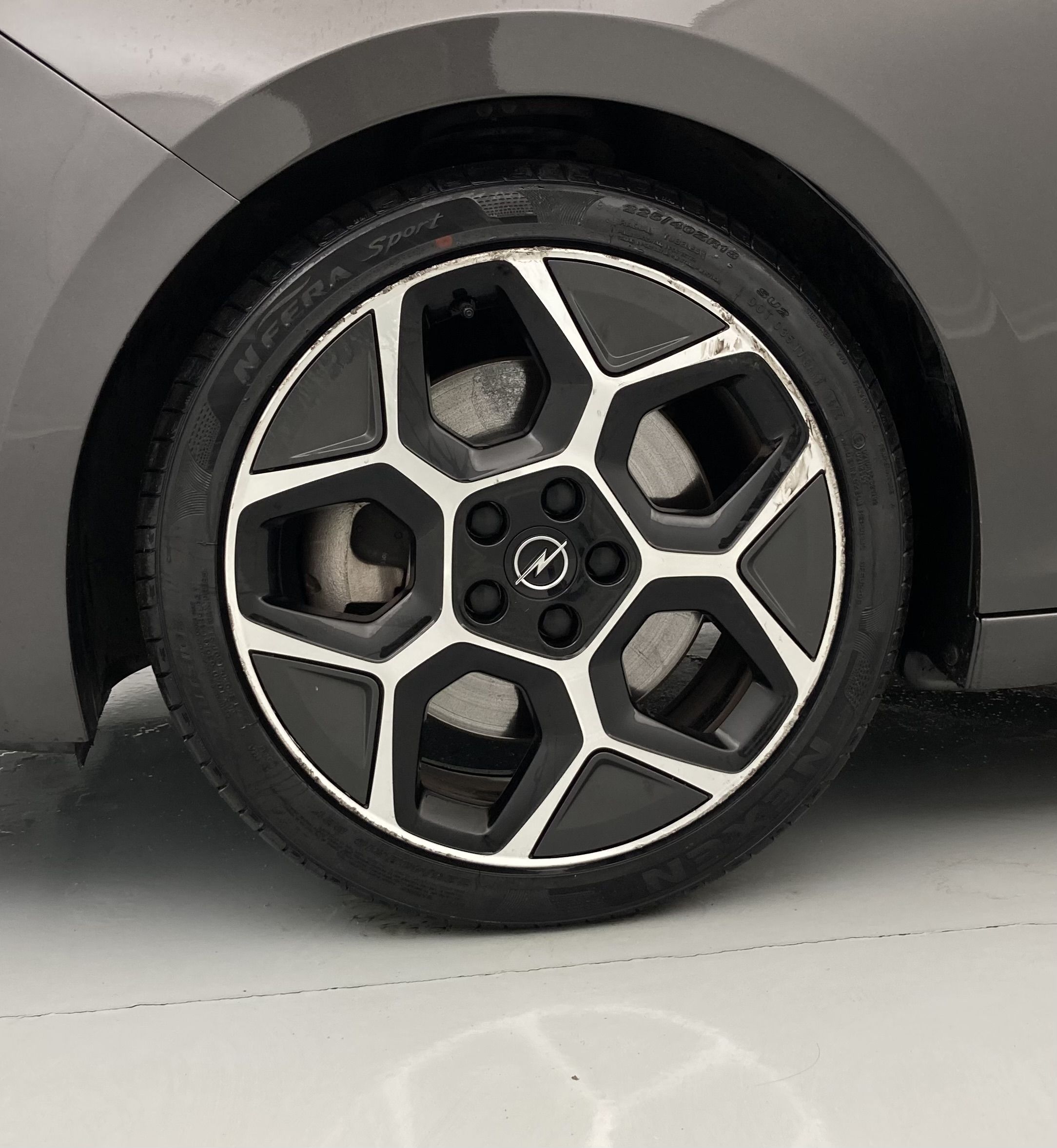 opel astra gs 1.6T PHEV 180 AT 2023 vulkan grey 28