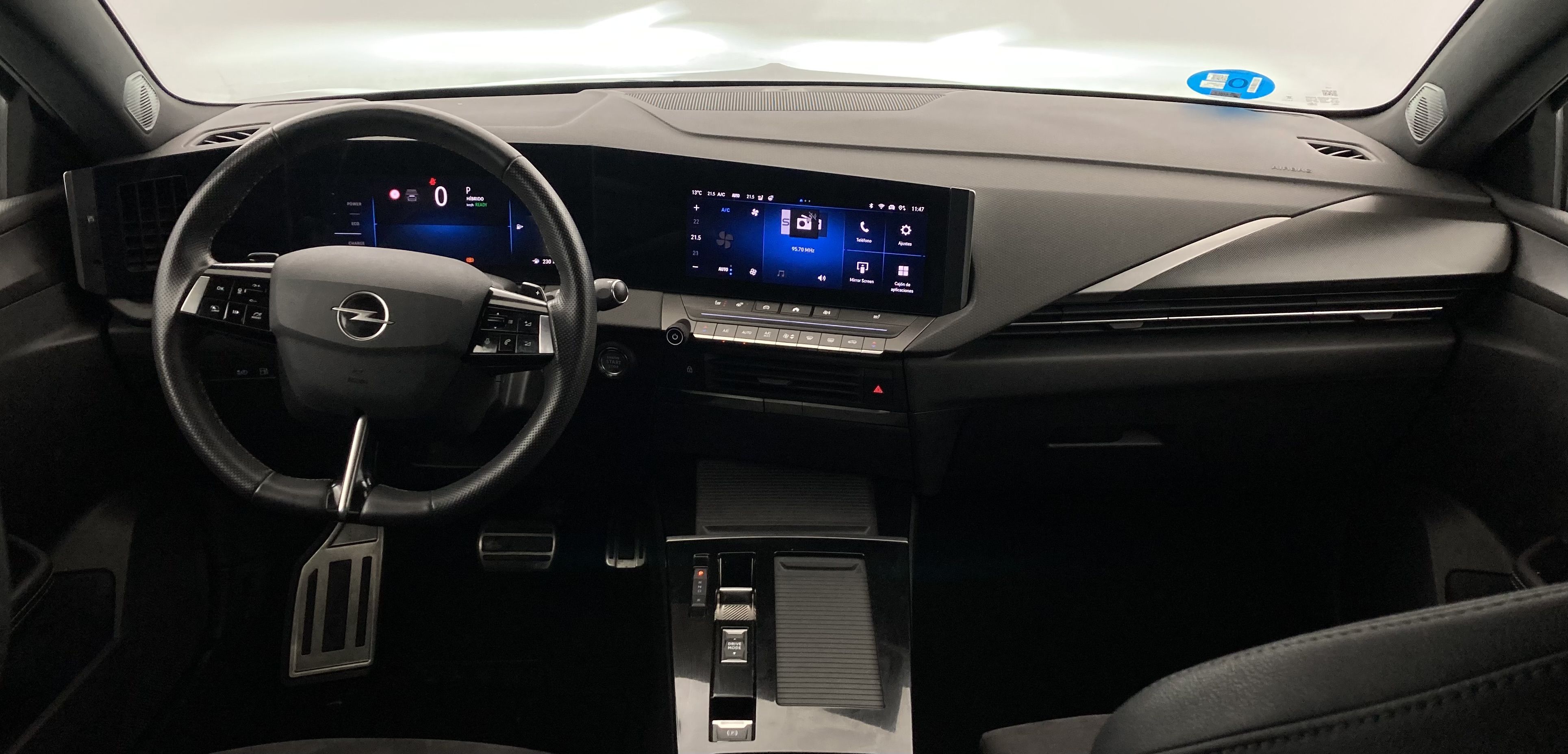 opel astra gs 1.6T PHEV 180 AT 2023 vulkan grey 29