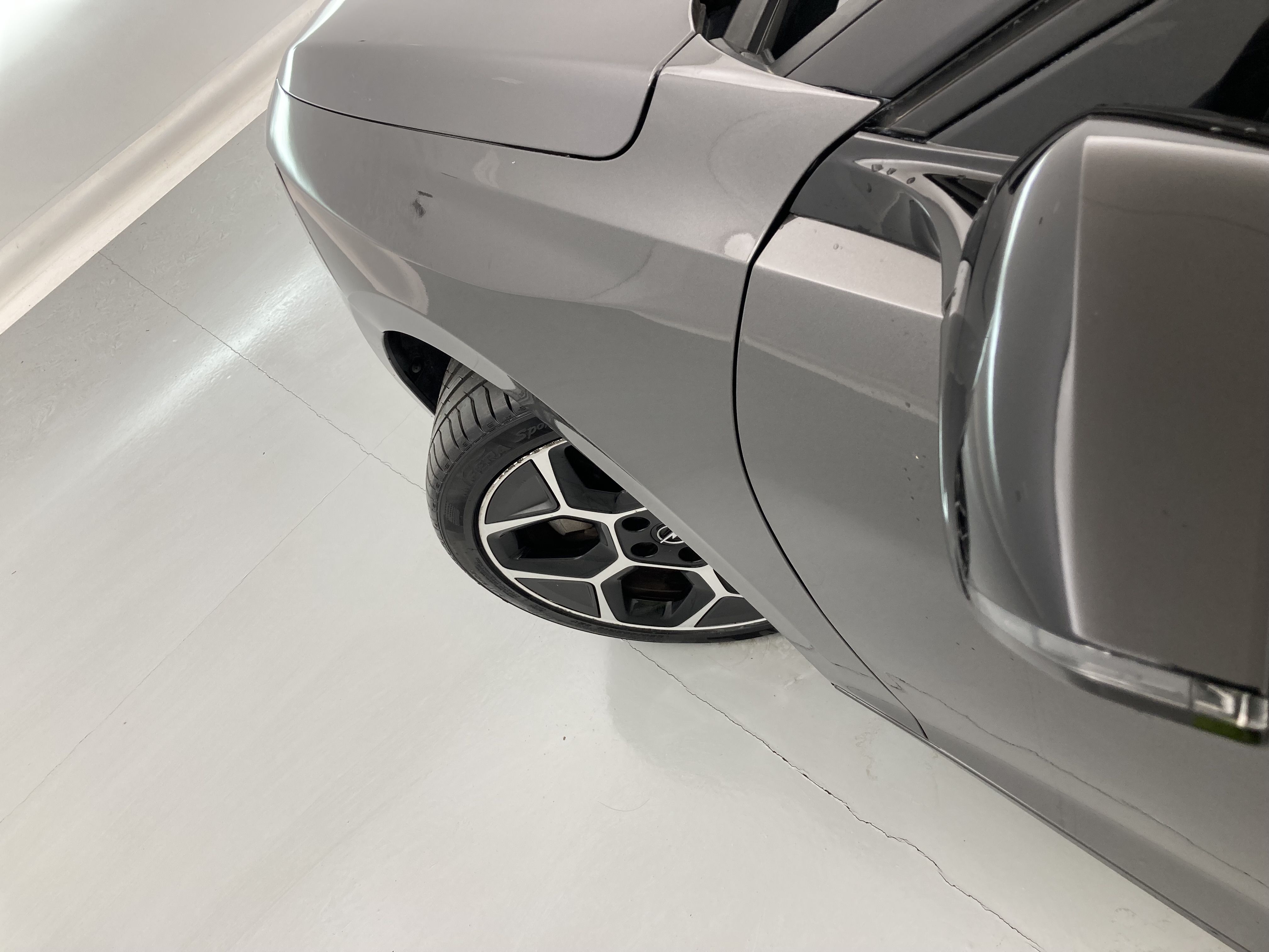 opel astra gs 1.6T PHEV 180 AT 2023 vulkan grey 30