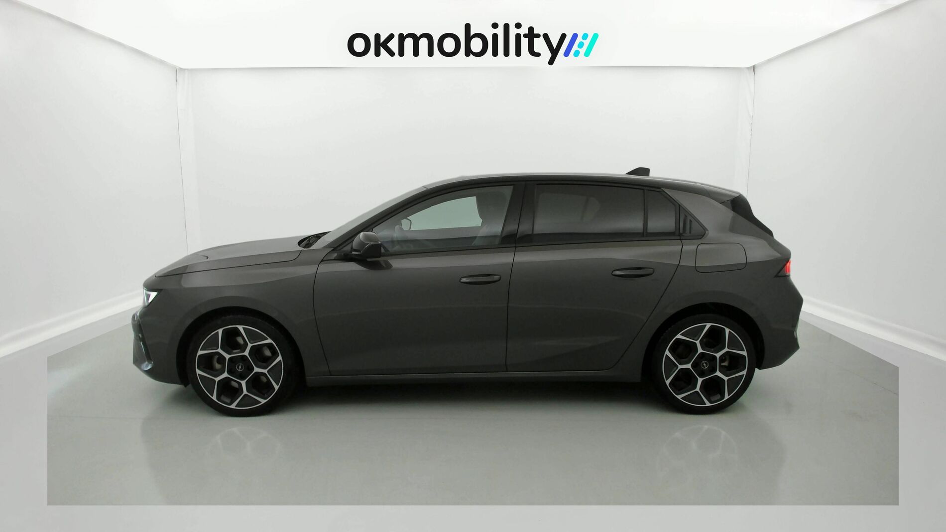 opel astra gs 1.6T PHEV 180 AT 2023 vulkan grey 5