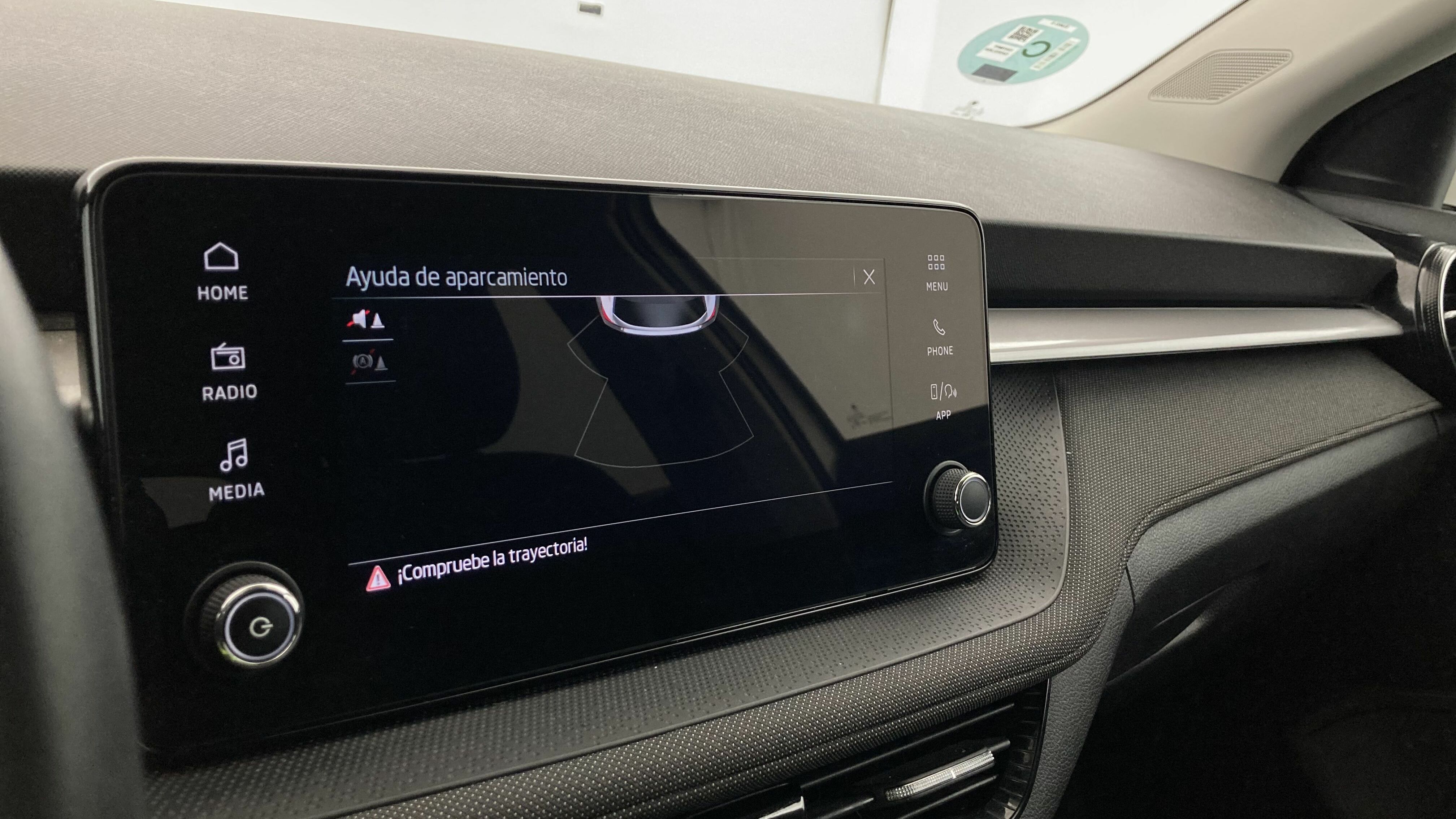 skoda fabia selection 1.0 MPI 80 2024 blanco candy 19