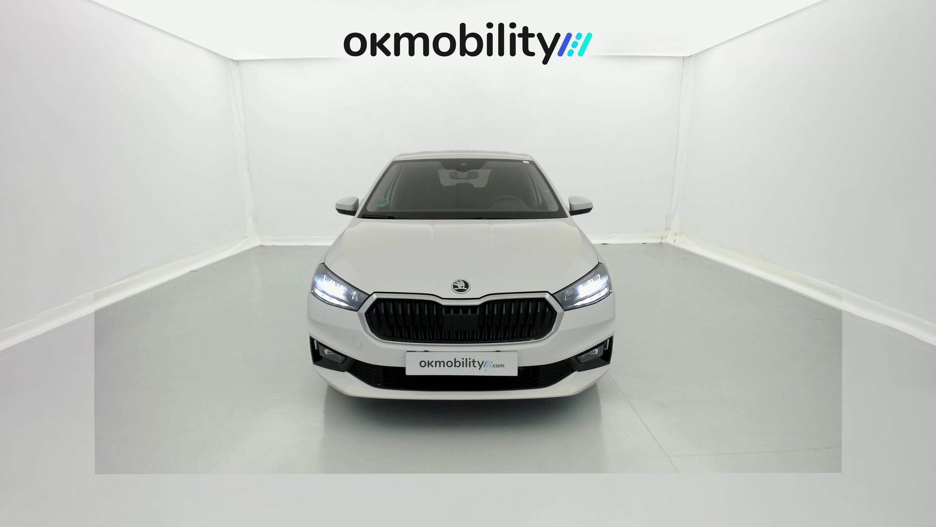 skoda fabia selection 1.0 MPI 80 2024 blanco candy 4