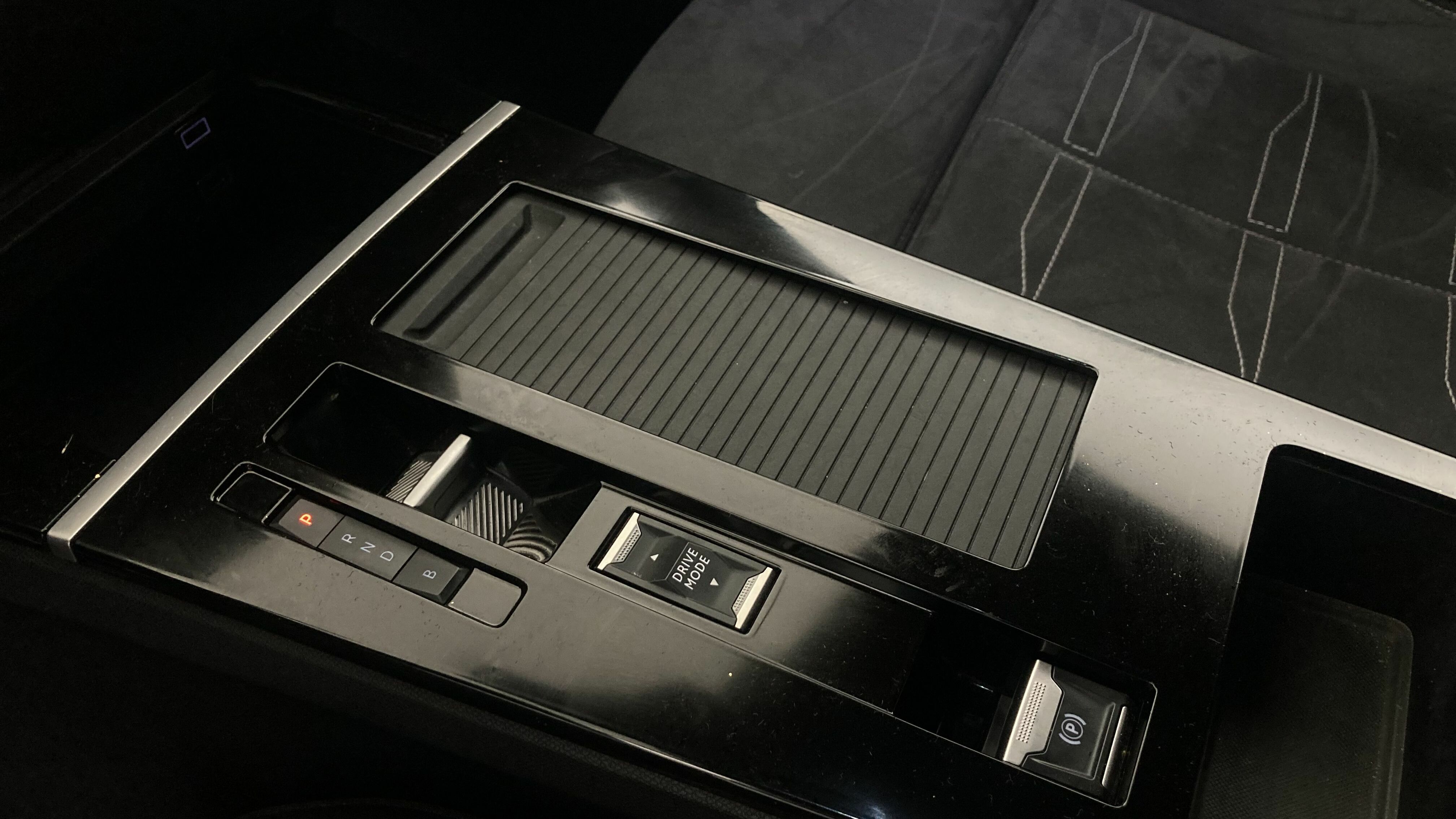 opel astra gs 1.6T PHEV 180 AT 2023 vulkan grey 21