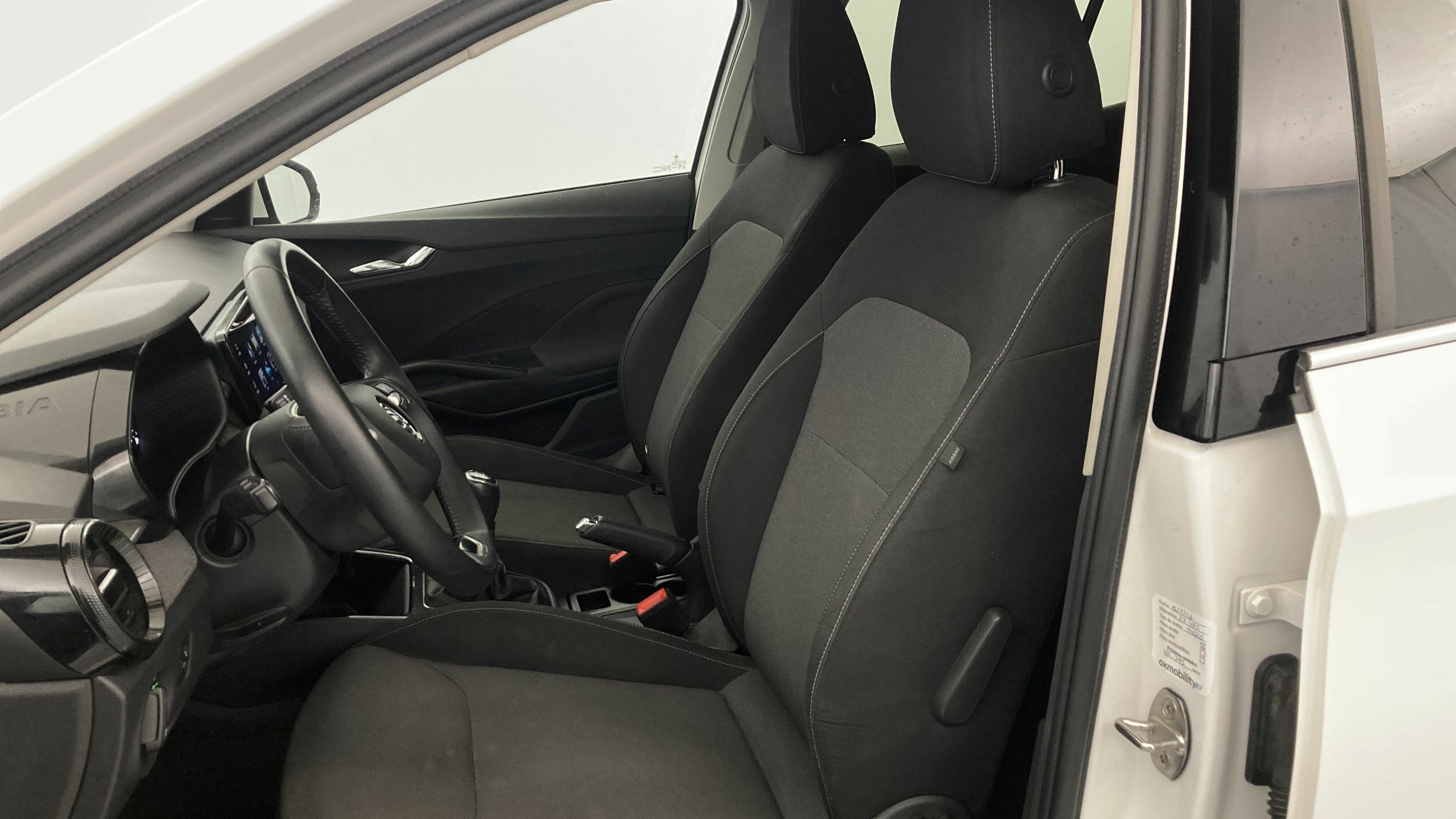 skoda fabia selection 1.0 MPI 80 2024 blanco candy 13