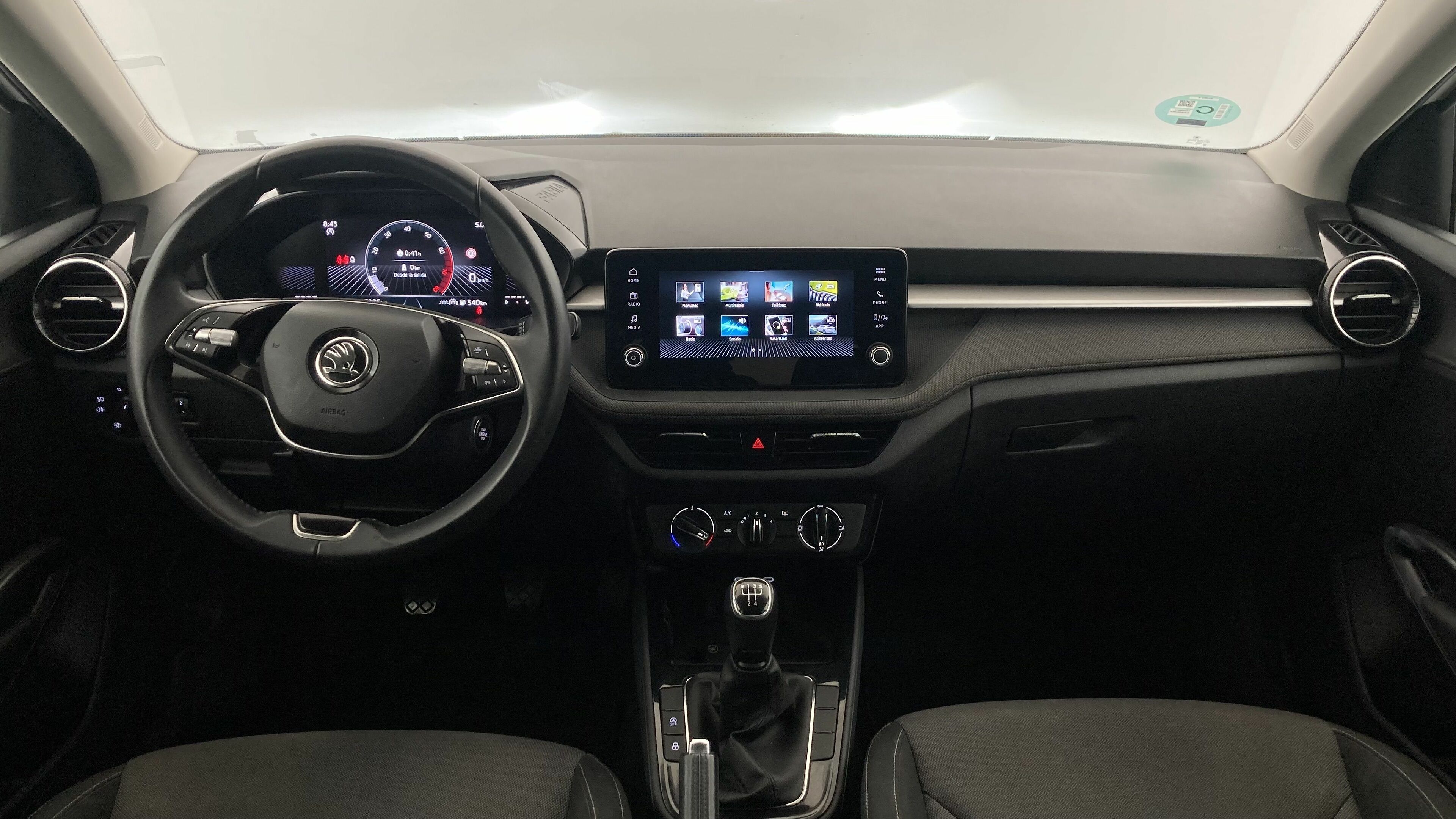 skoda fabia selection 1.0 MPI 80 2024 blanco candy 15