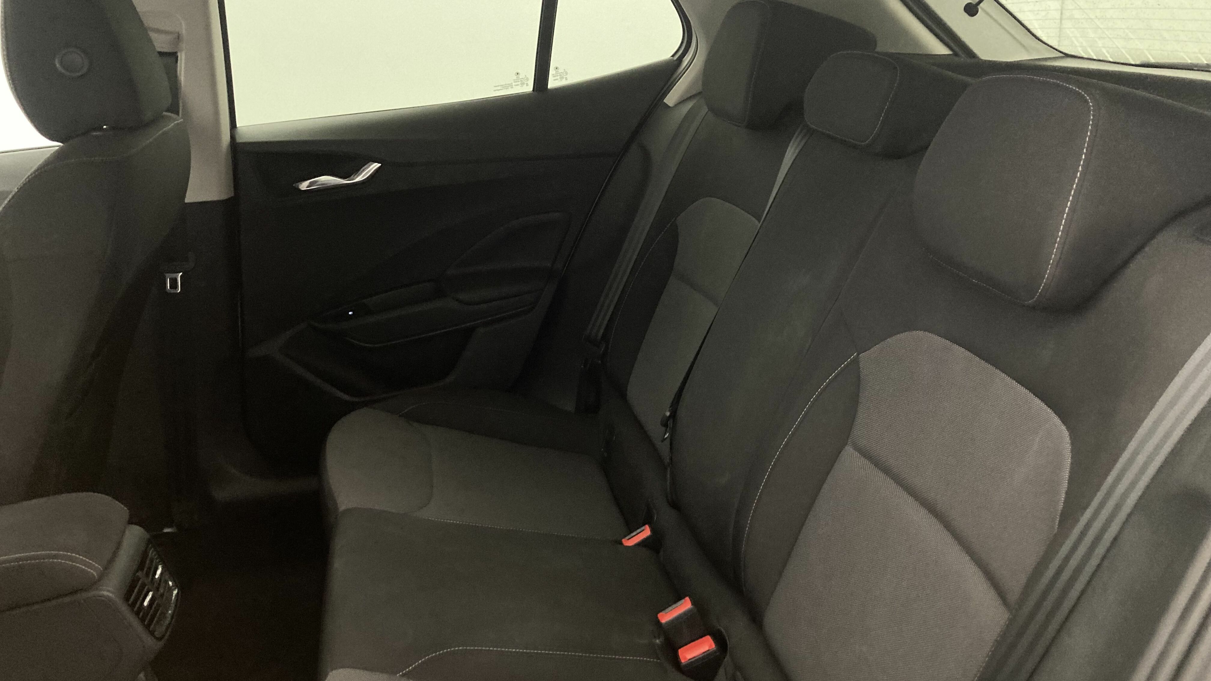 skoda fabia selection 1.0 MPI 80 2024 blanco candy 20