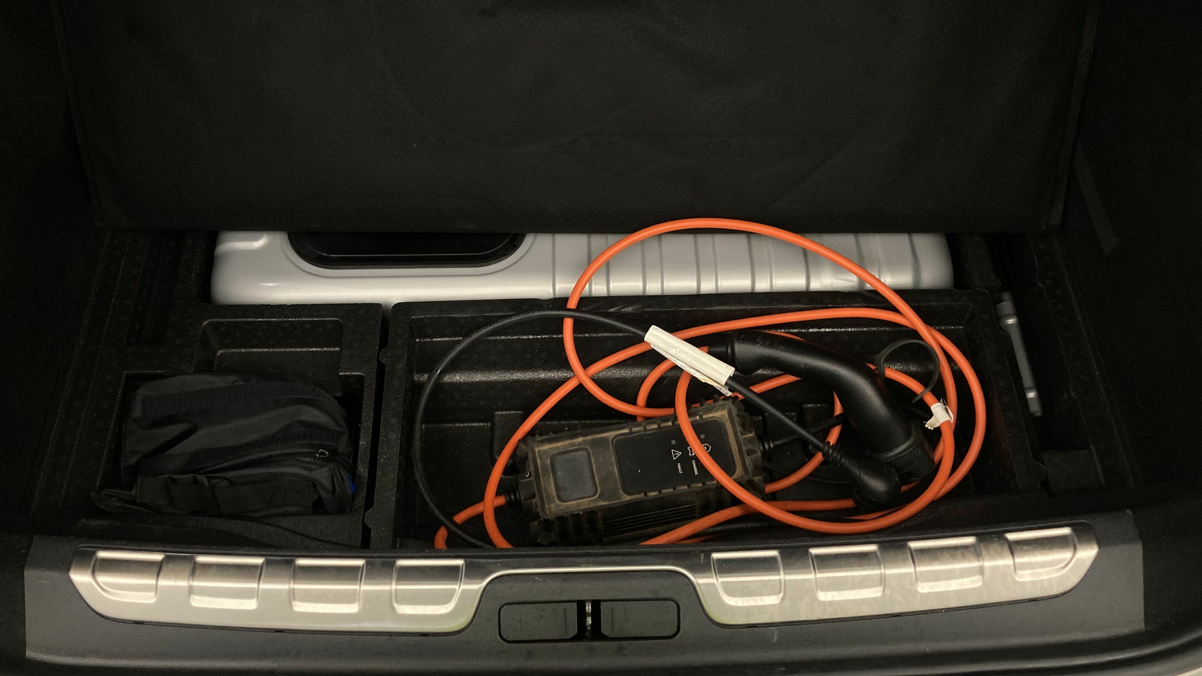 ds ds4 performance line + E-TENSE 225 CA 2023 crystal pearl 21