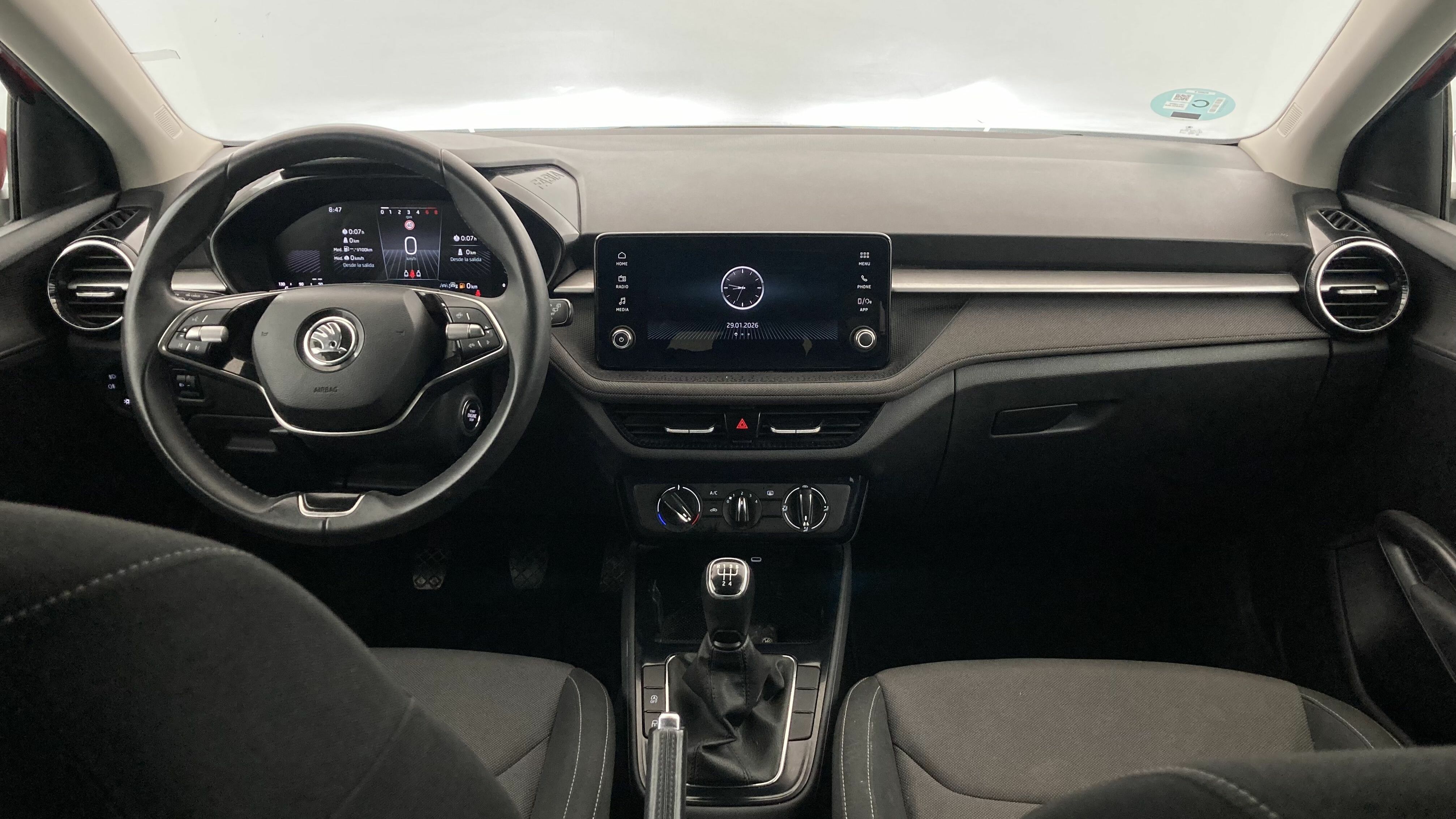 skoda fabia selection 1.0 MPI 80 2024 rojo velvet 15