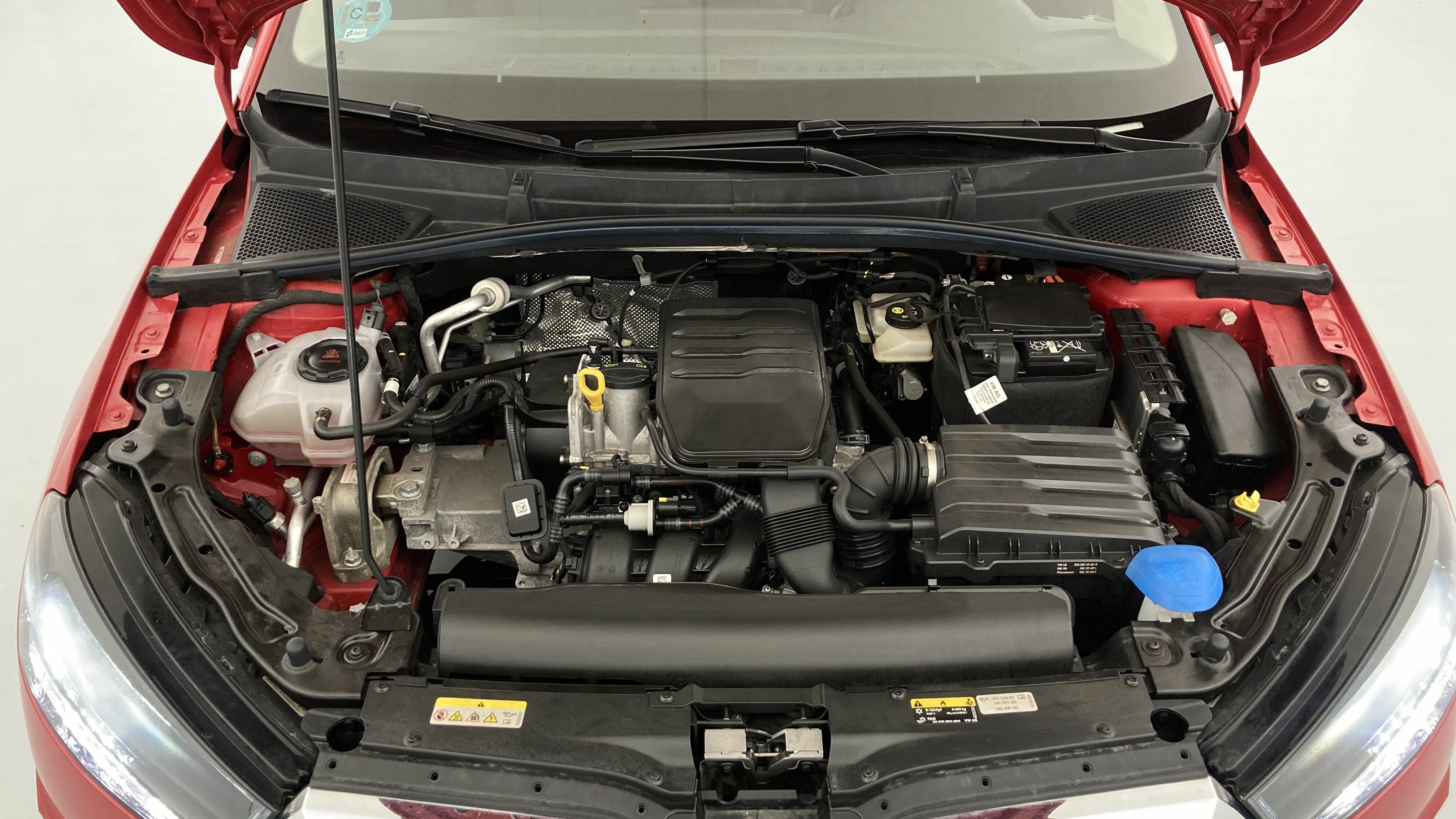 skoda fabia selection 1.0 MPI 80 2024 rojo velvet 24