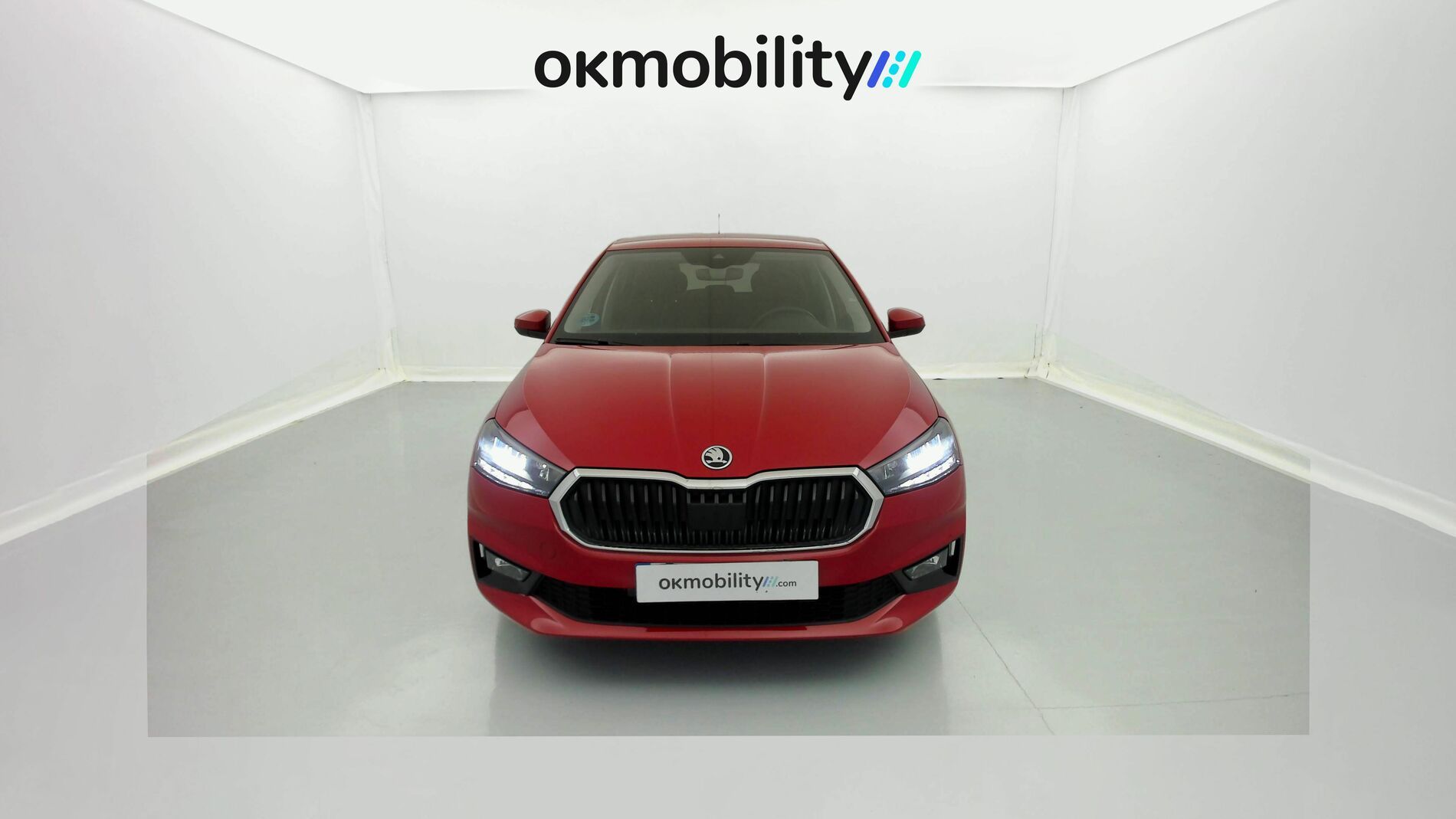 skoda fabia selection 1.0 MPI 80 2024 rojo velvet 3