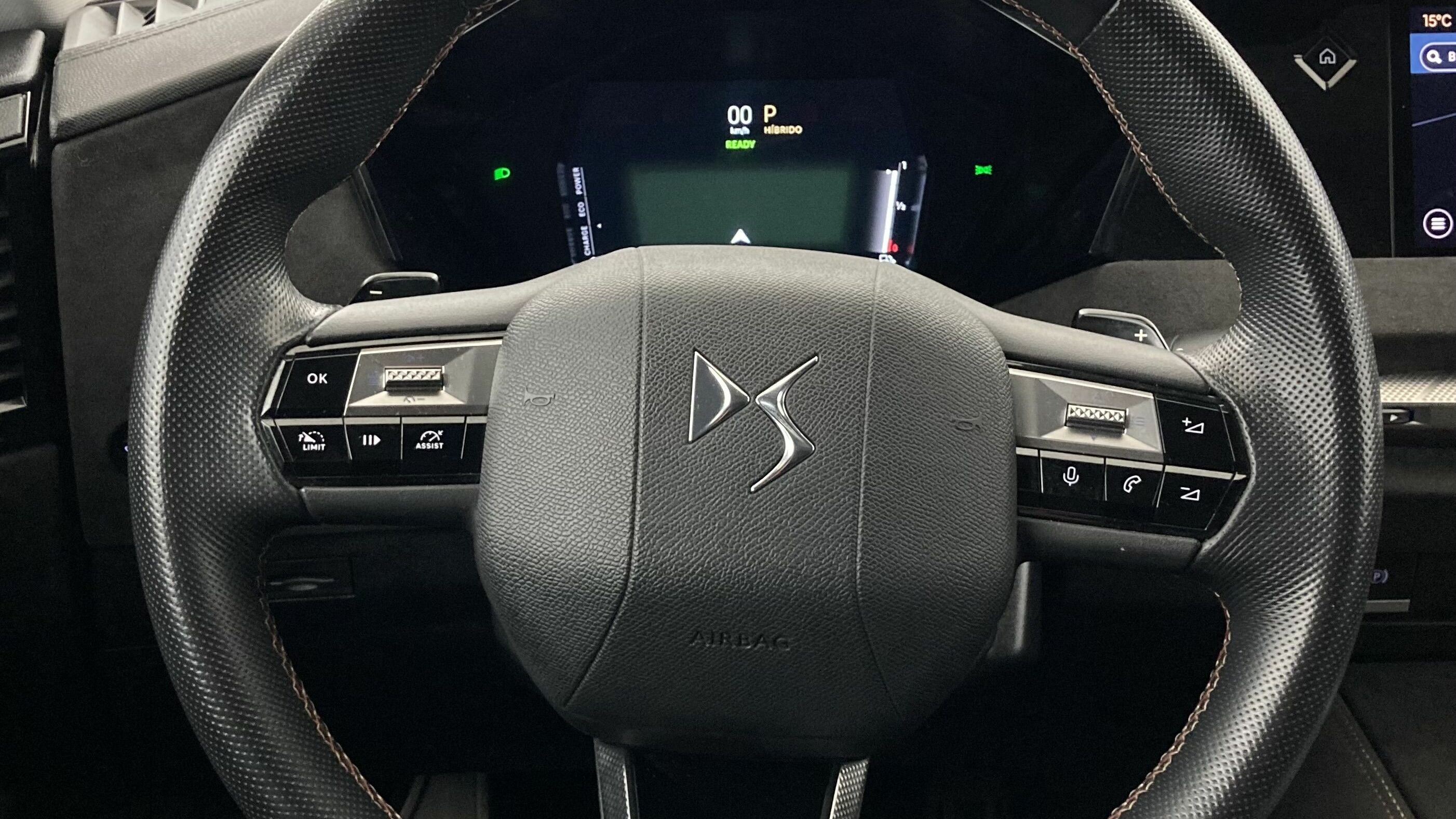 ds ds4 performance line + E-TENSE 225 CA 2023 negro perla 18