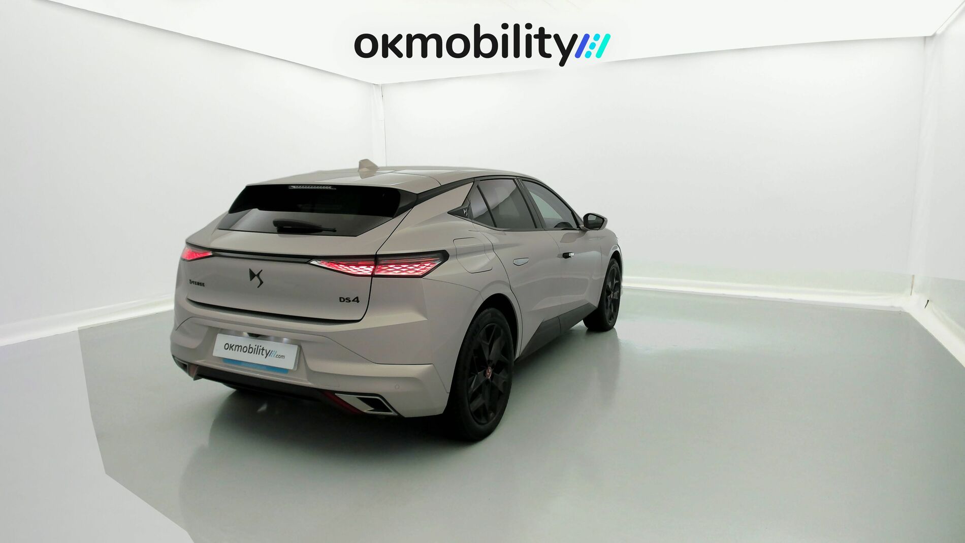 ds ds4 performance line + E-TENSE 225 CA 2023 crystal pearl 11