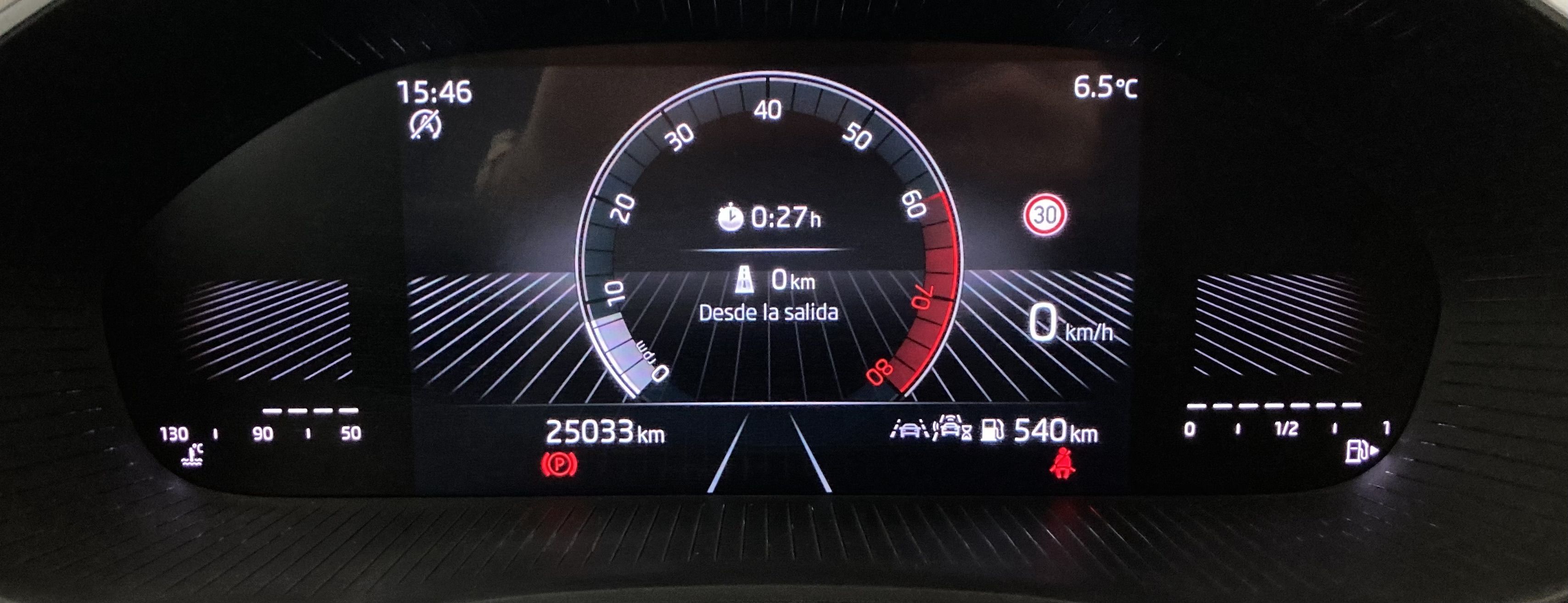 skoda fabia selection 1.0 MPI 80 2024 rojo velvet 13