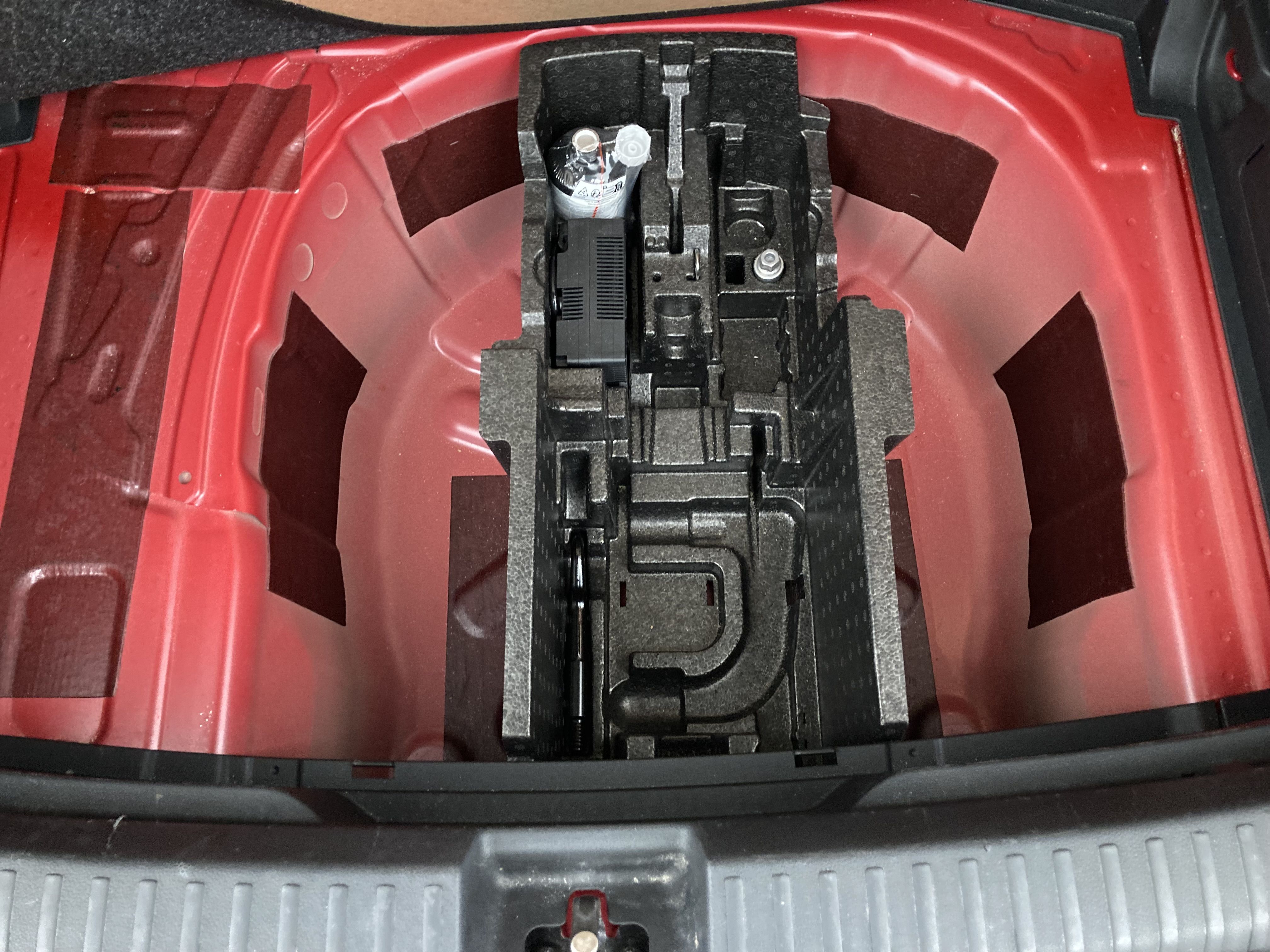 skoda fabia selection 1.0 MPI 80 2024 rojo velvet 24