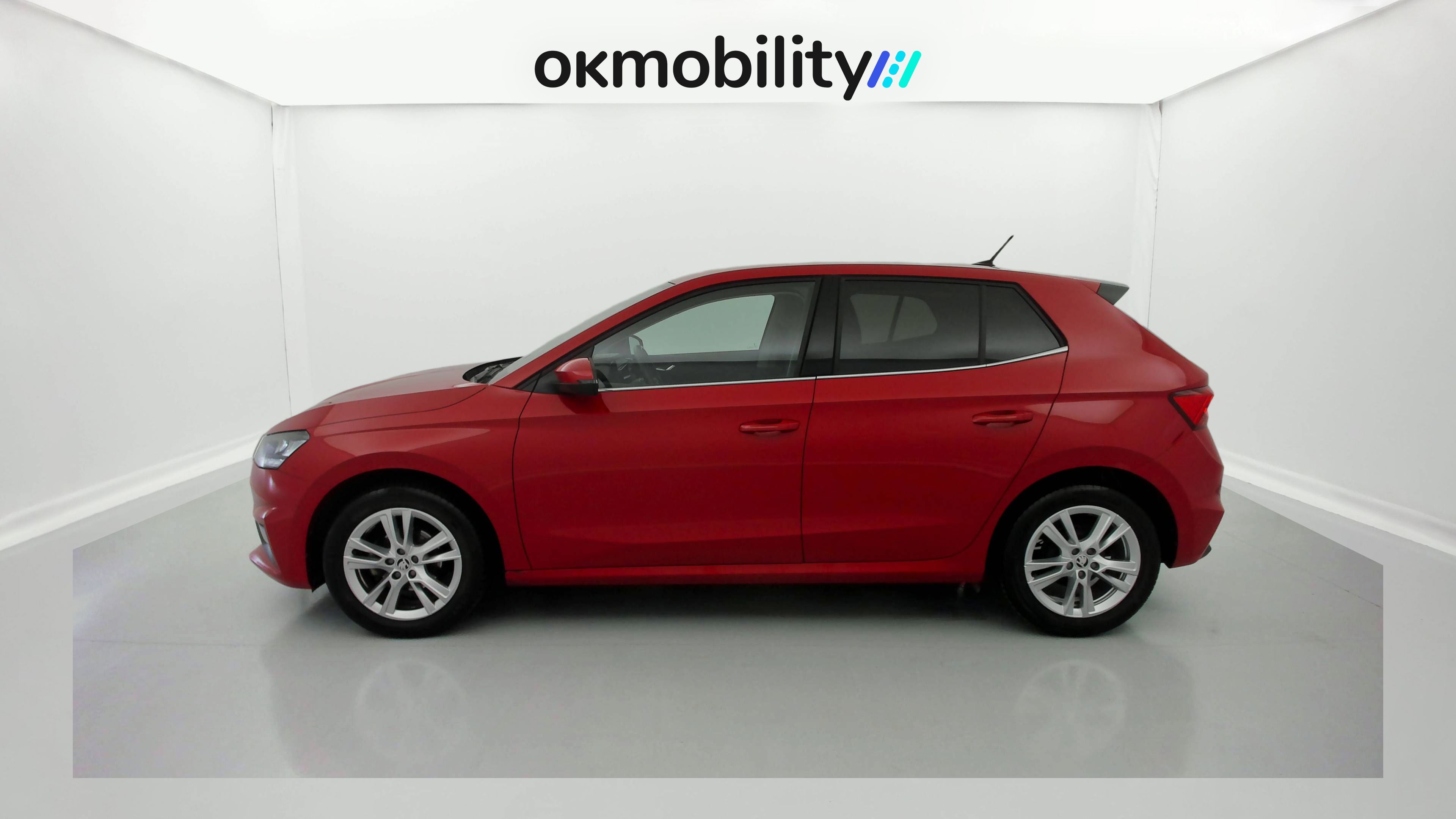 skoda fabia selection 1.0 MPI 80 2024 rojo velvet 7