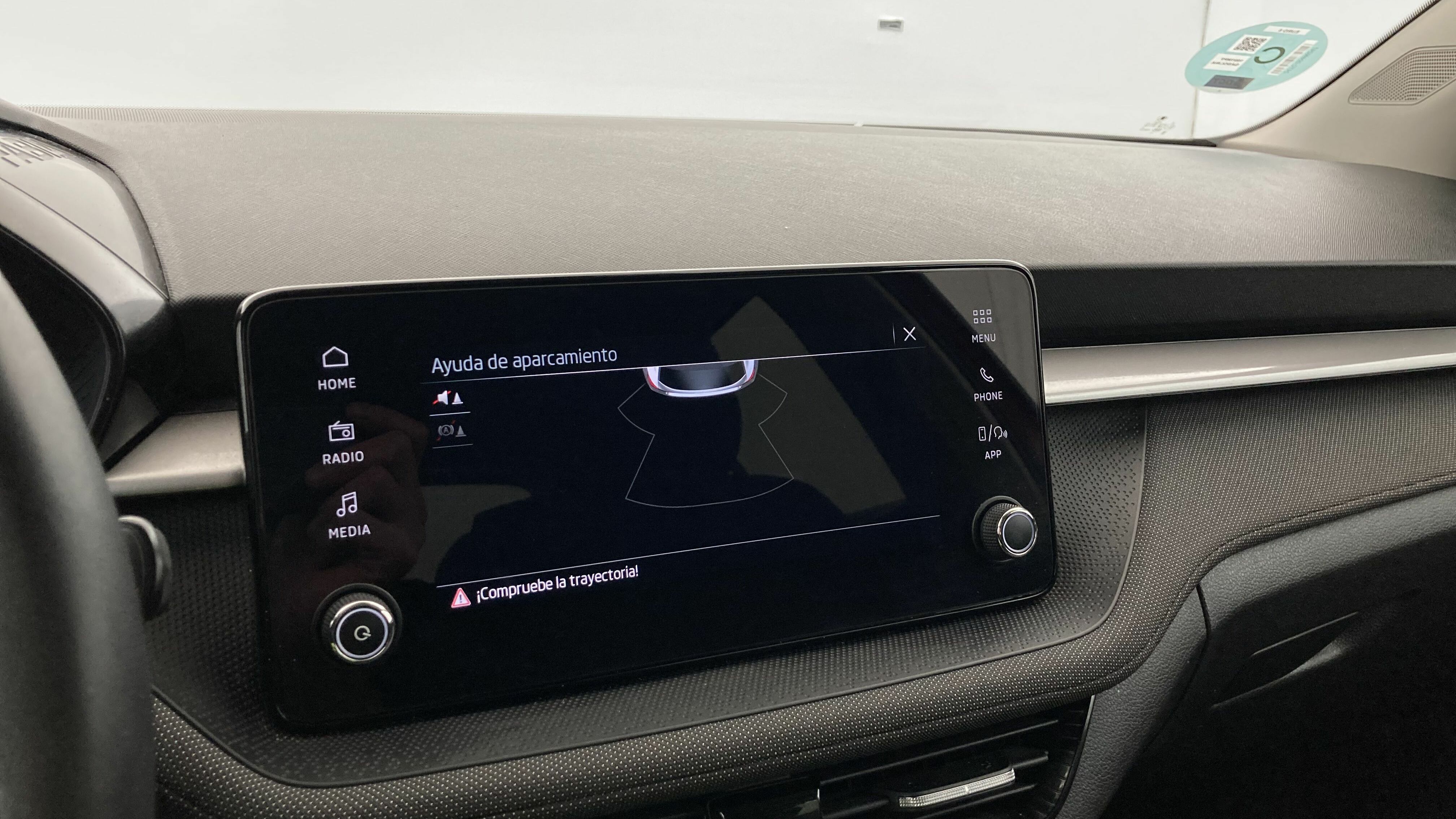 skoda fabia selection 1.0 MPI 80 2024 rojo velvet 18